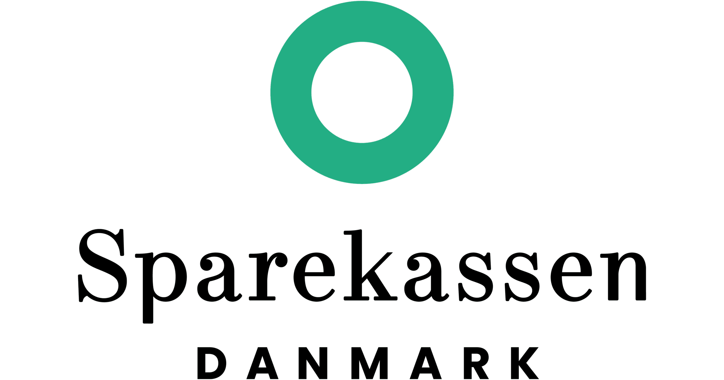 Logo for Sparekassen Danmark med en stor grøn cirkel og navnet skrevet nedenfor.