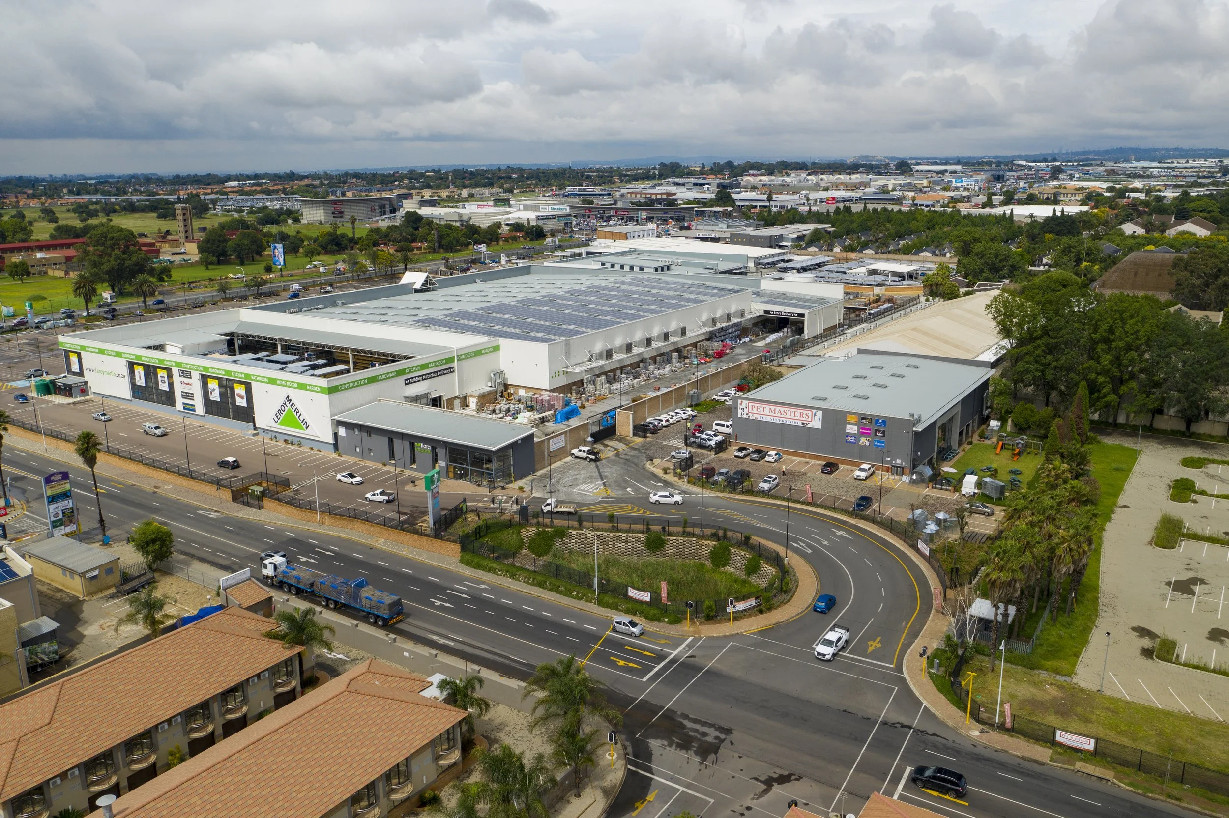 Aerial view of Pet Storey