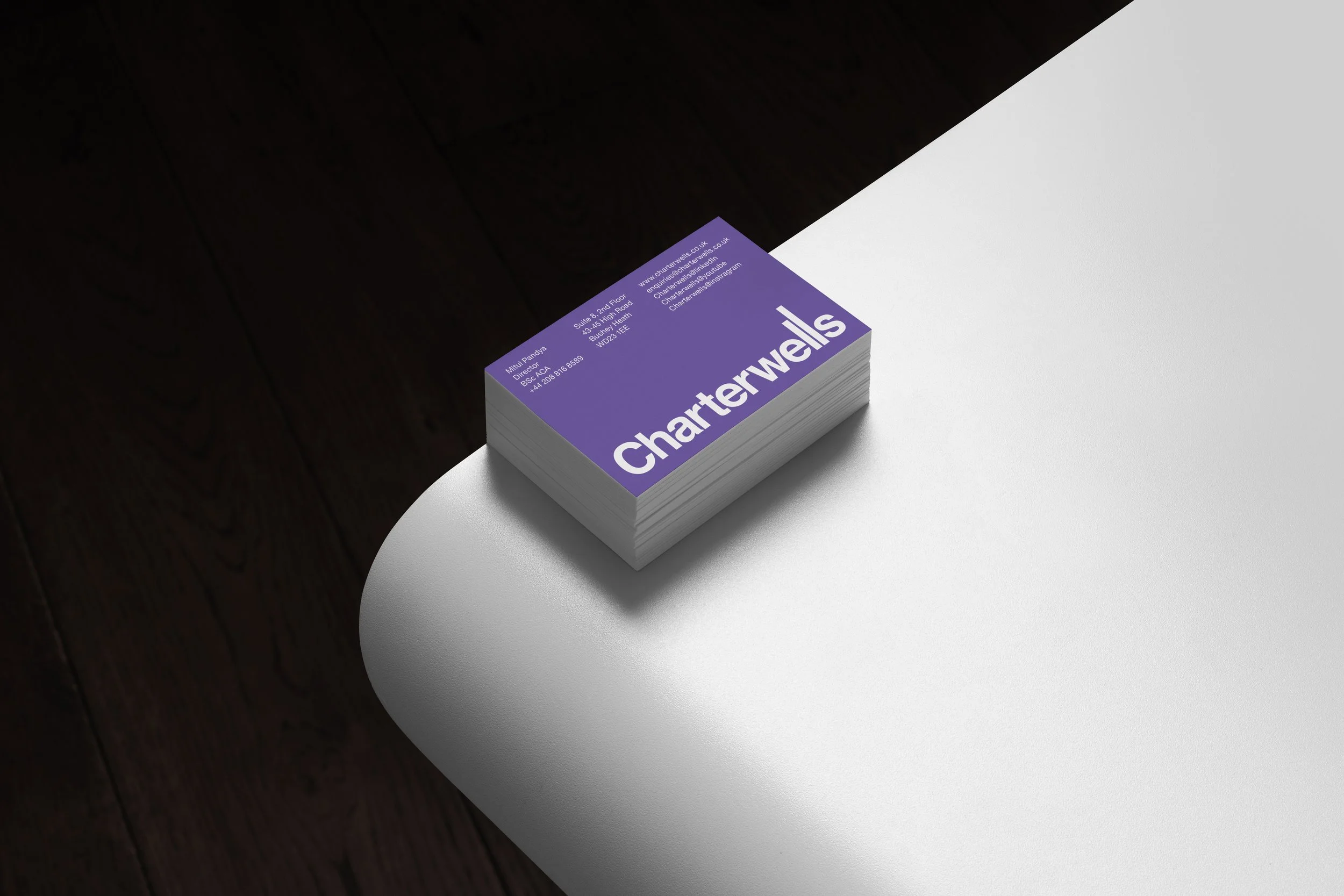 1Business-Cards-Mockup-Slash-Series-01.jpg