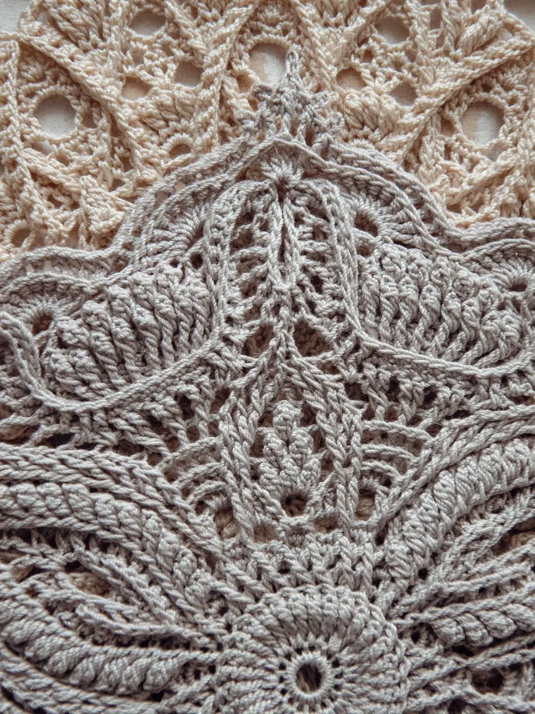 Almost ten years have passed since I published my very first crochet patterns. It feels both unbelievable and surreal.
Looking back I can see how much has changed not only in my designs, but in the way I see crochet and fiber art. Still after all the