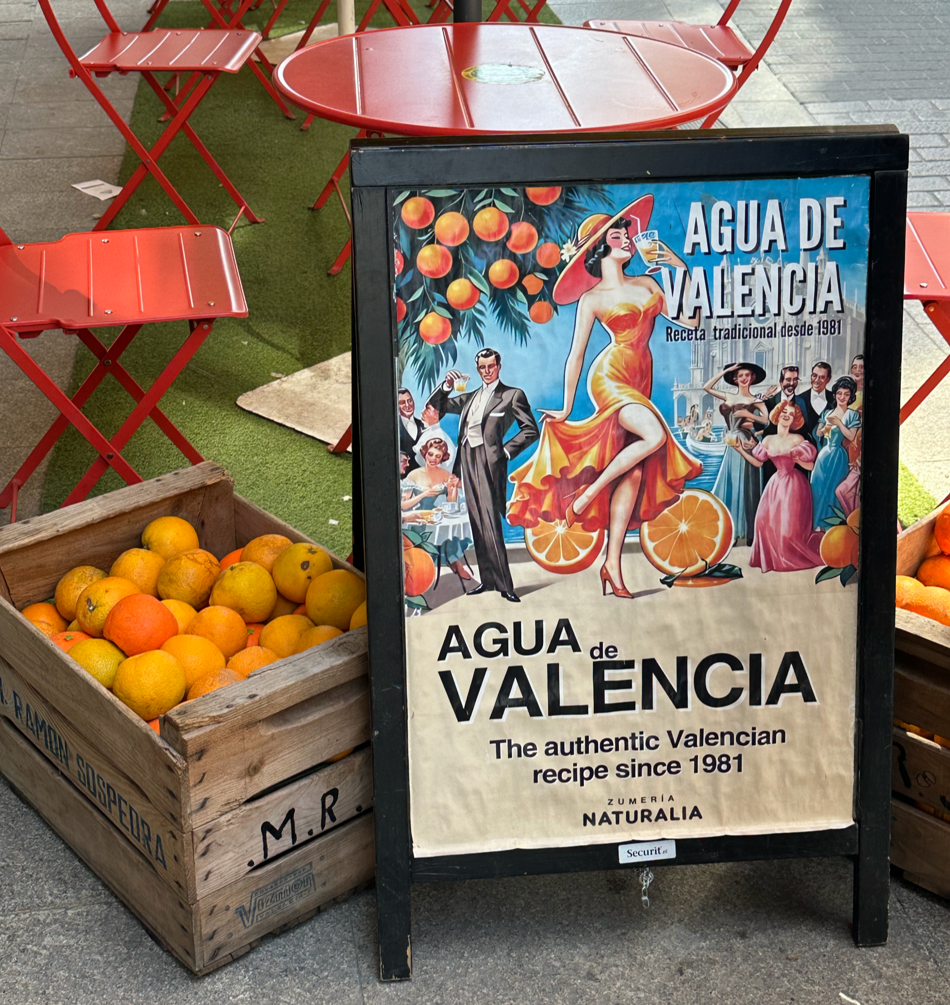 Restaurants throughout the city advertise "Agua de Valencia" - a cocktail made from cava  (champagne), orange juice, vodka, and gin.  John and Rachel split one (since it sounded a bit potent) and it was "okay."