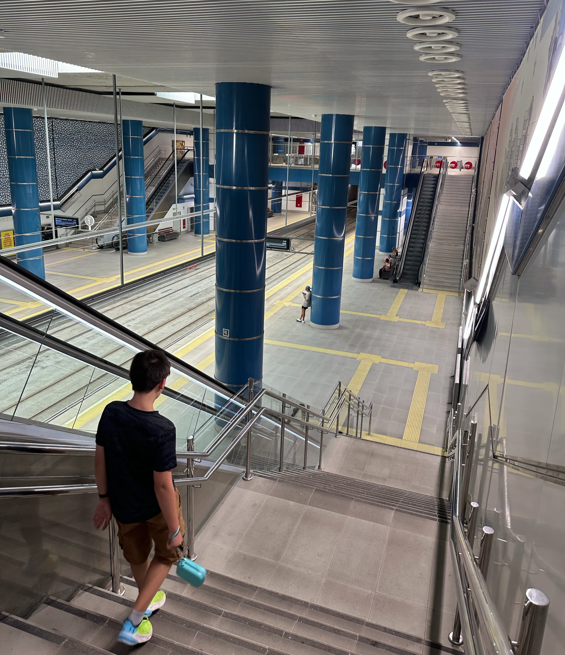 We were so impressed with the Metro system in Valencia.  Large, clean, and so easy to use!
