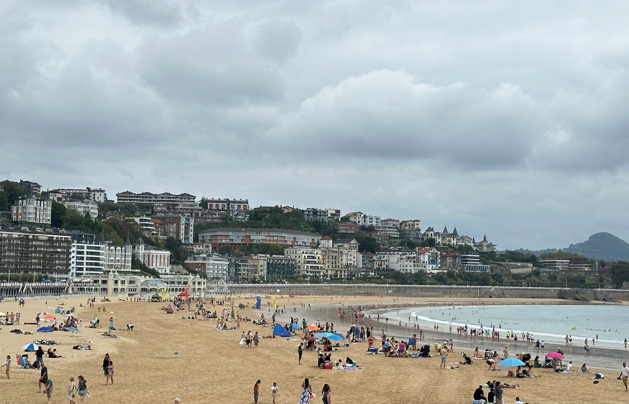 San Sebastian is another beach town on the Bay of Biscayne.  The beach here is called "La Concha," as the coast line forms a very regular crescent shape along the Bay of La Concha, exiting out to the Bay of Biscayne.  