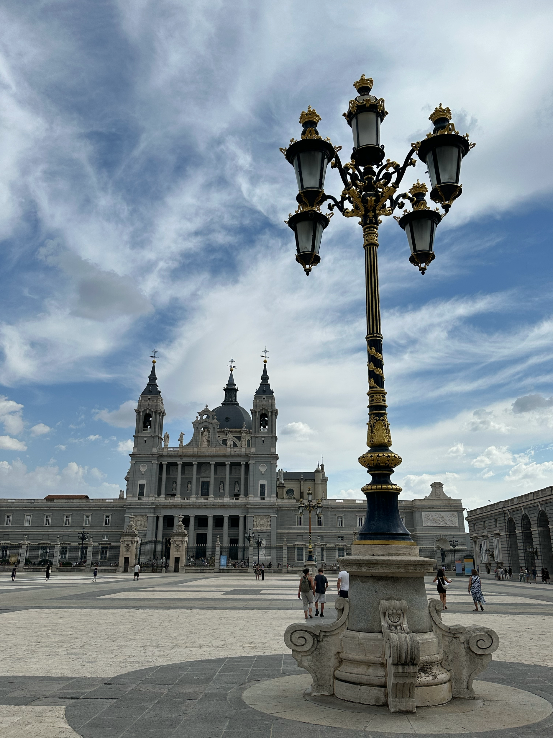 When you come out of the palace, you look right across the courtyard the the Catedral de Santa María la Real de la Almudena. Whew! That's quite a name.  