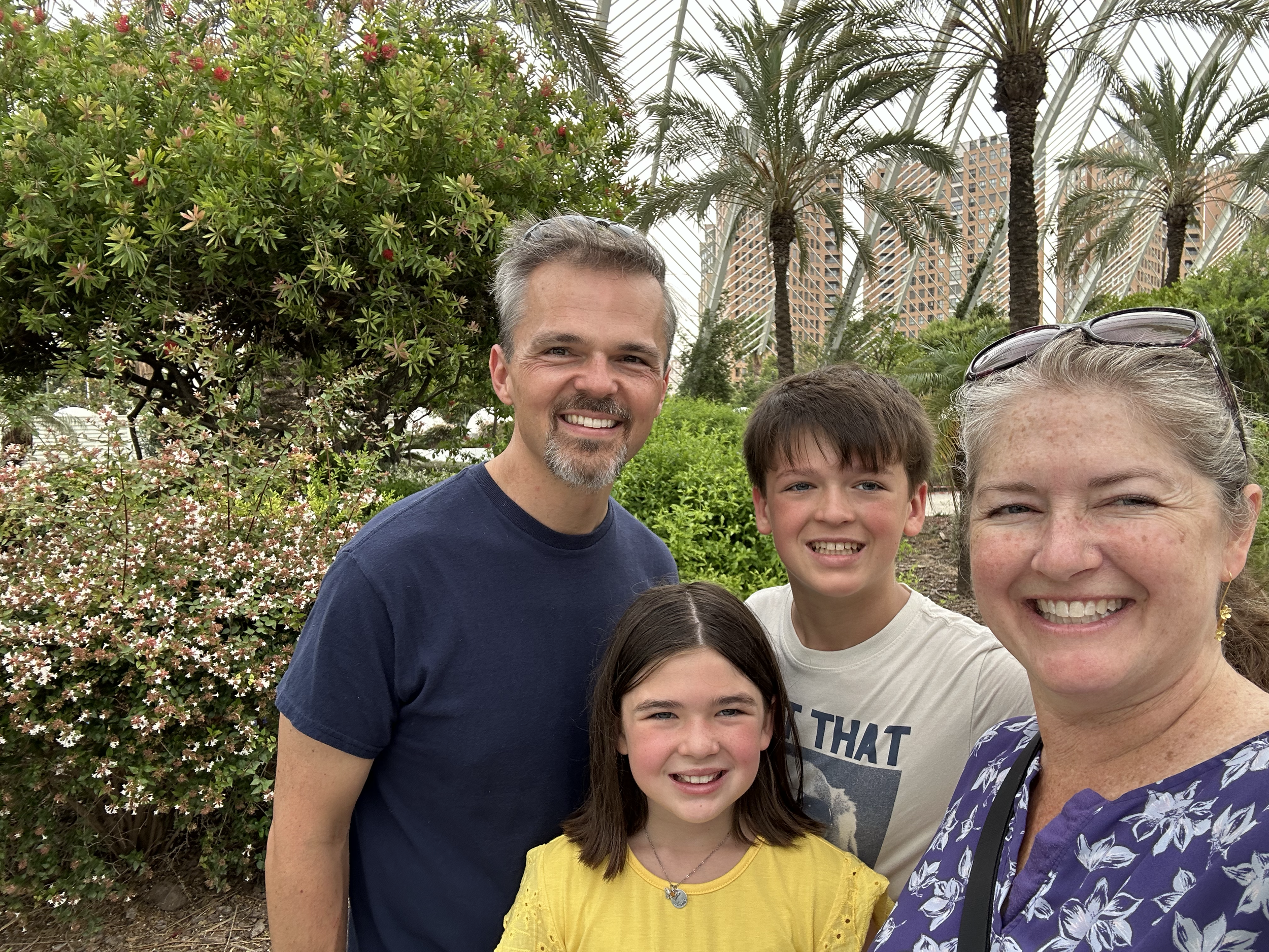 Beautiful gardens throughout Valencia