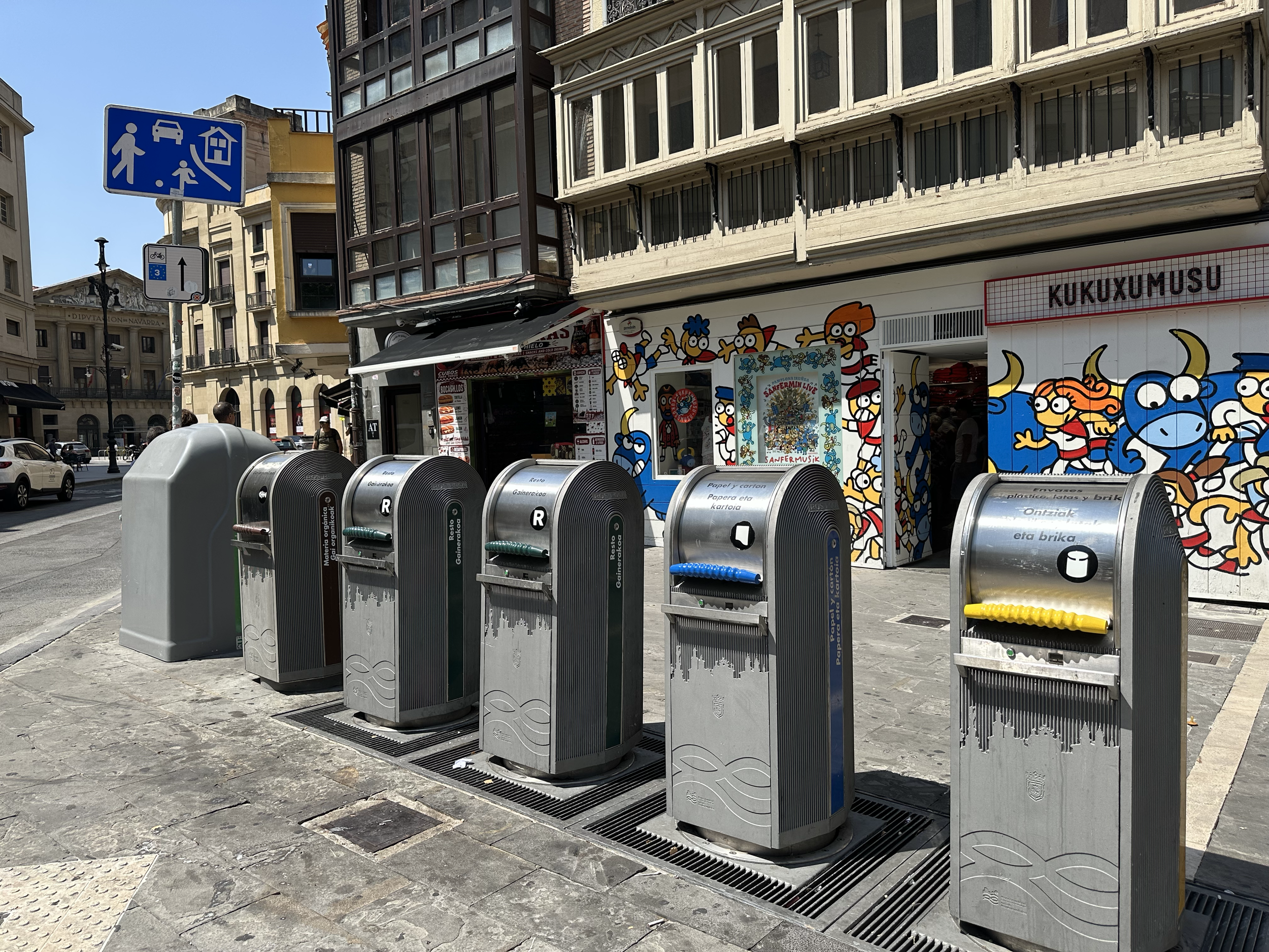 Spain really takes recycling seriously, but Pamplona takes it to another level. Here are 6 different bins on the street for sorting out your trash.  These are located throughout the city, so there is really no excuse not to do it correctly.