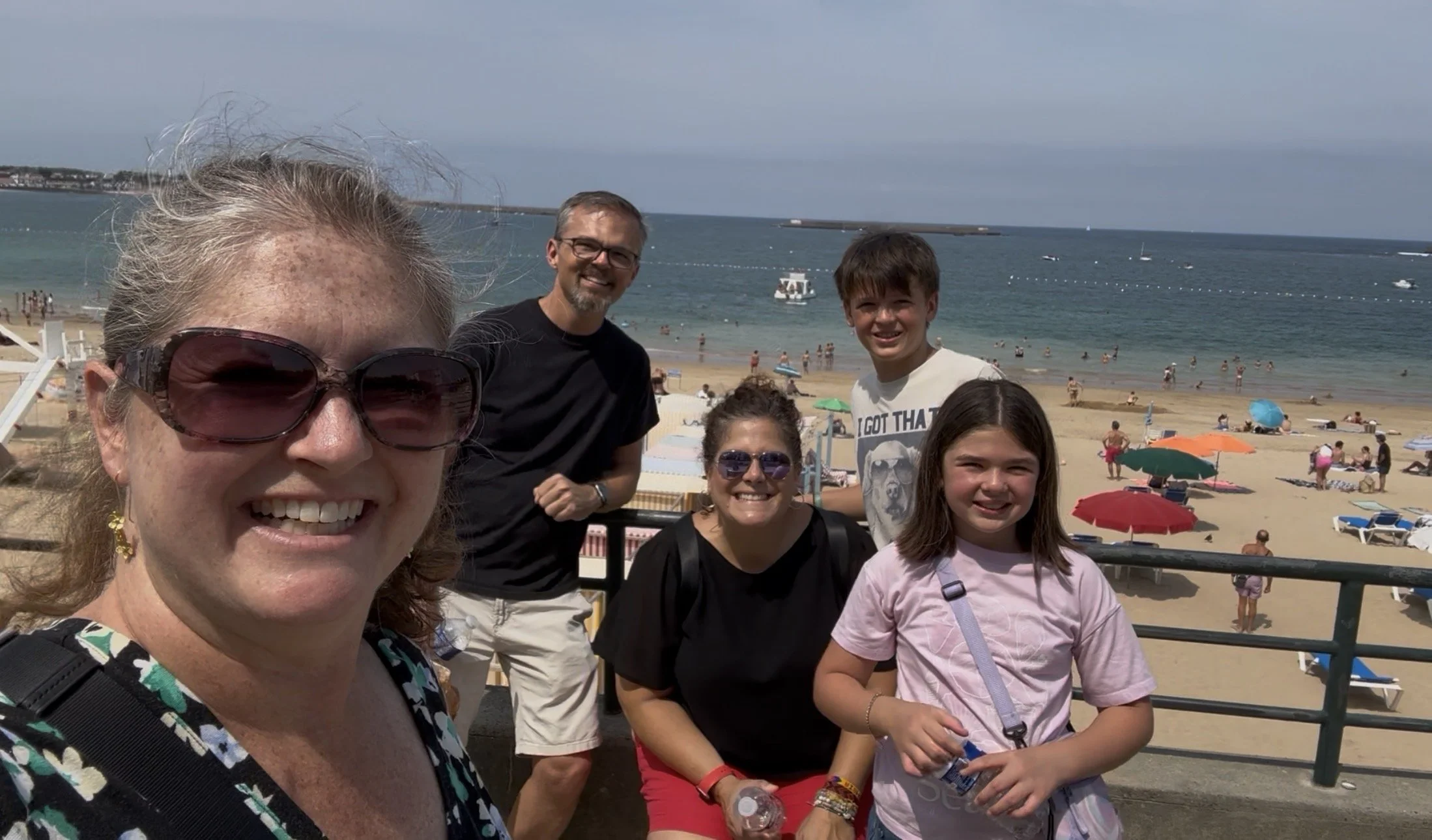 Although we weren't dressed for the beach, it was still a beautiful day to explore with Srta. U.
