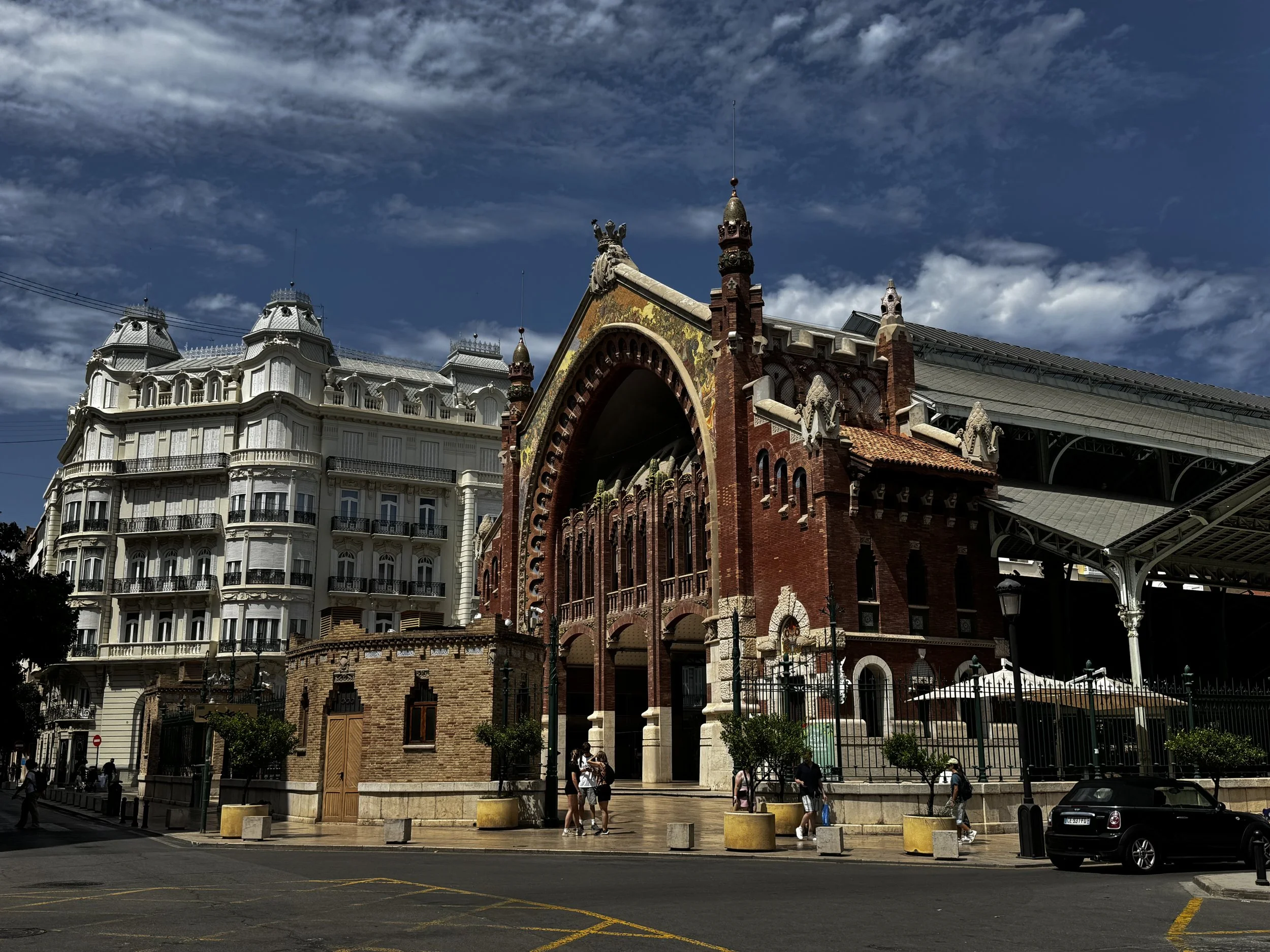 El Mercado de Colón: A Beautiful Foodie Pit Stop