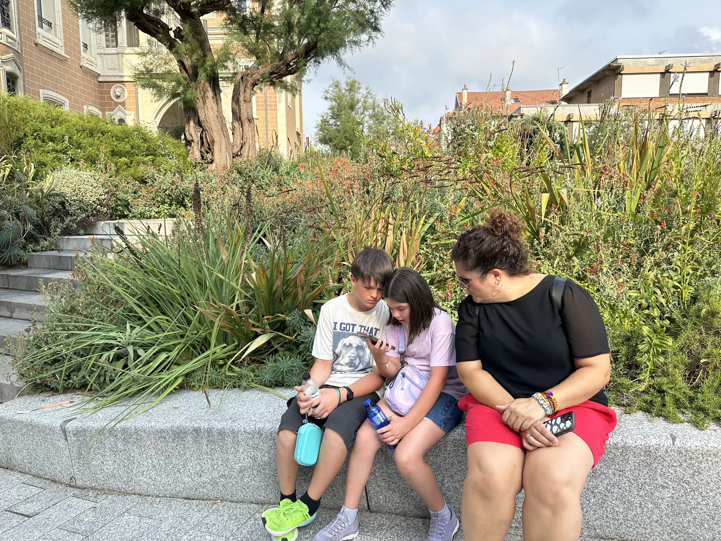 We downloaded a scavenger app to make the walk around the city more fun and to give us a little history and explanations of the buildings. 