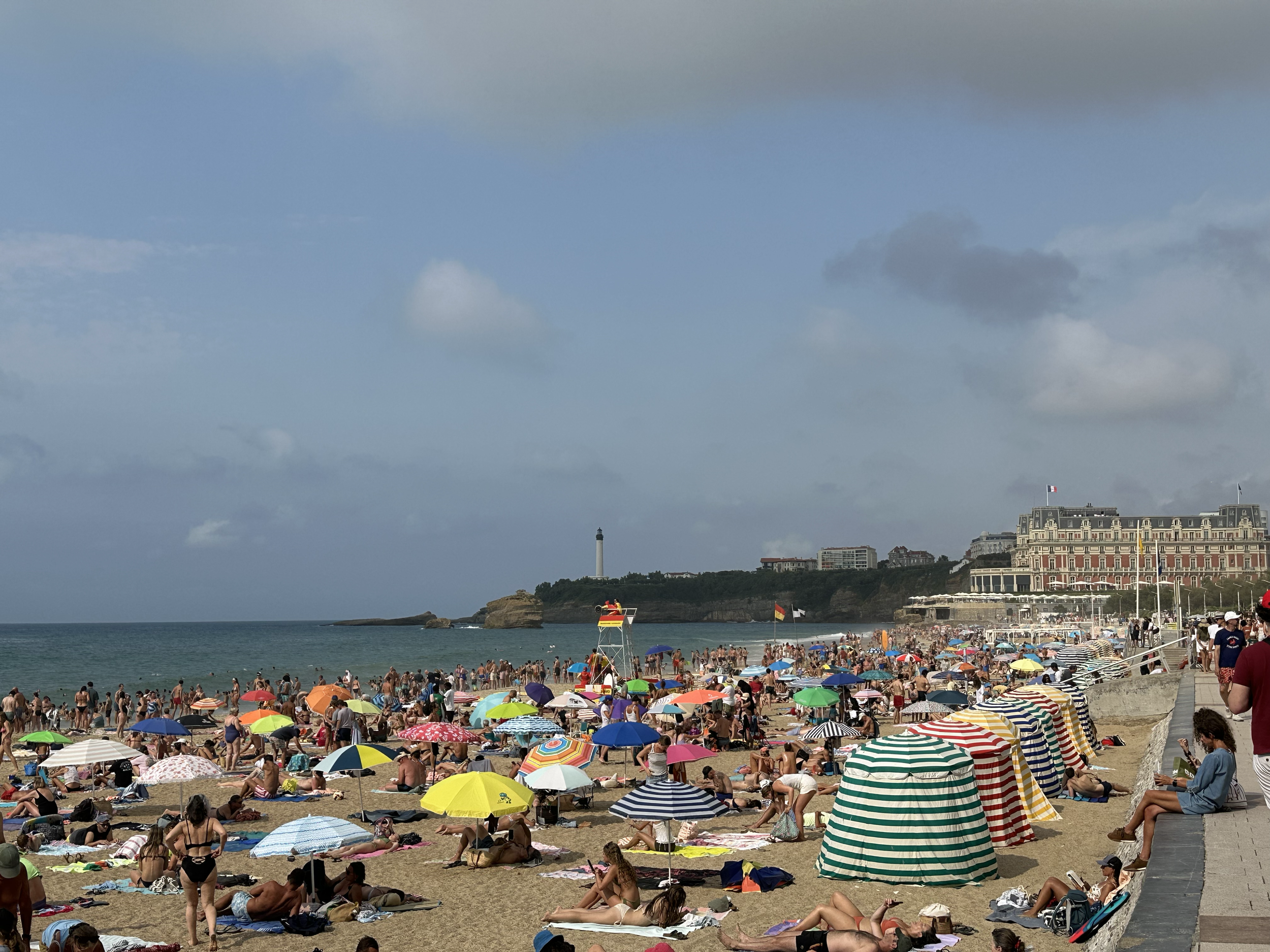 And in the other direction, you can see the Hotel du Palais de Biarritz (built by Napolean for his wife Empress Eugenie de Montijo) and the lighthouse on the peninsula. The feeling was so different than San Jean de Luz.   