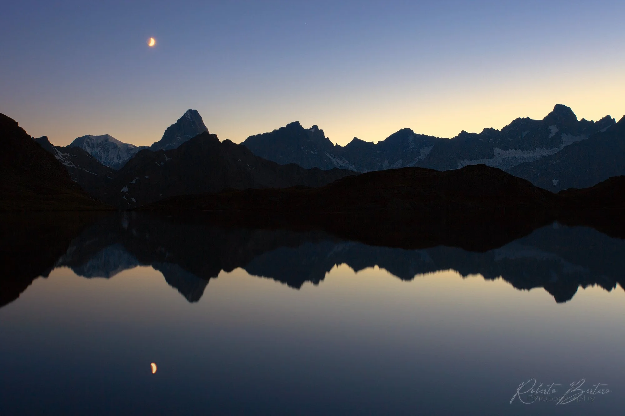Blue Hour at Lac de Fenetres