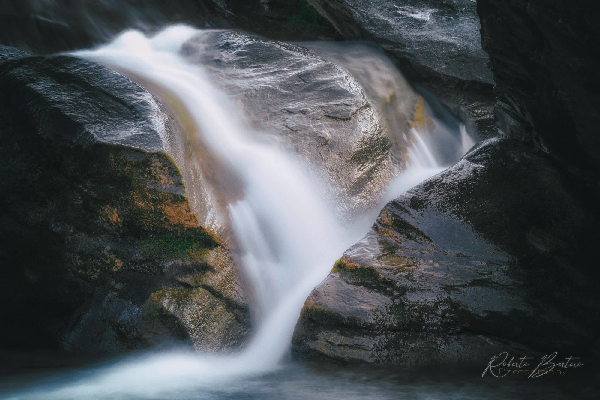 Sliding Between Rocks