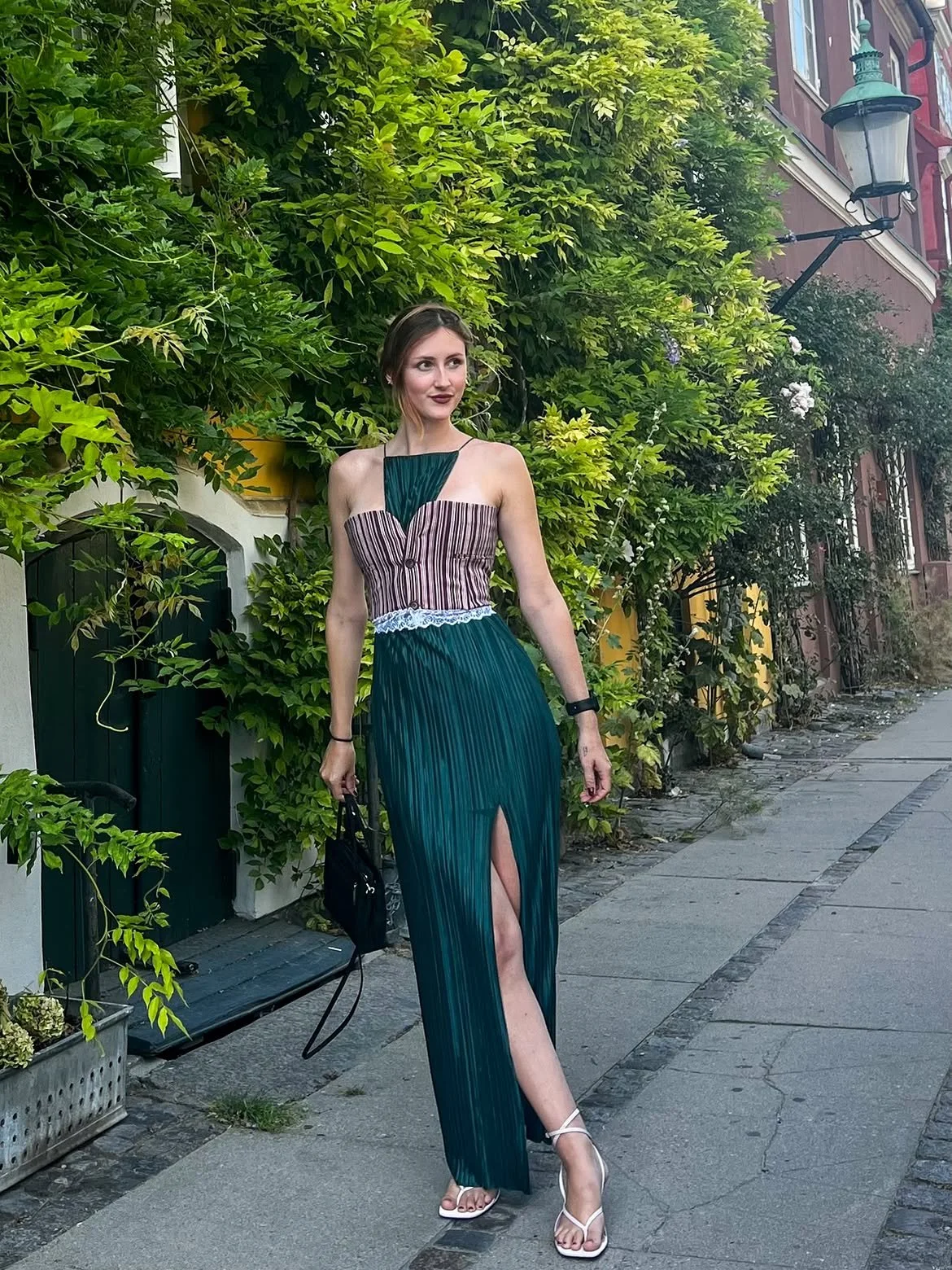 I turned a vintage blazer into a two-piece, one-of-a-kind look.Reworked, redesigned and made to  (1).jpg