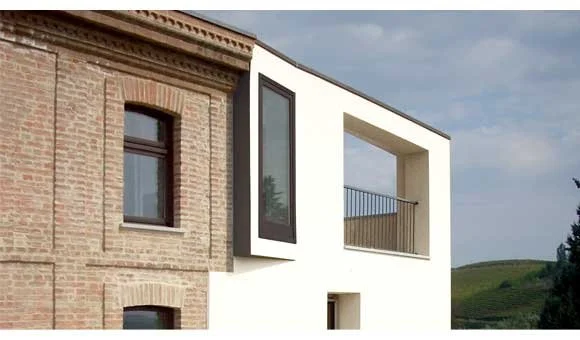 Redevelopment of Residential Building, Monferrato, Asti, Italy   2008