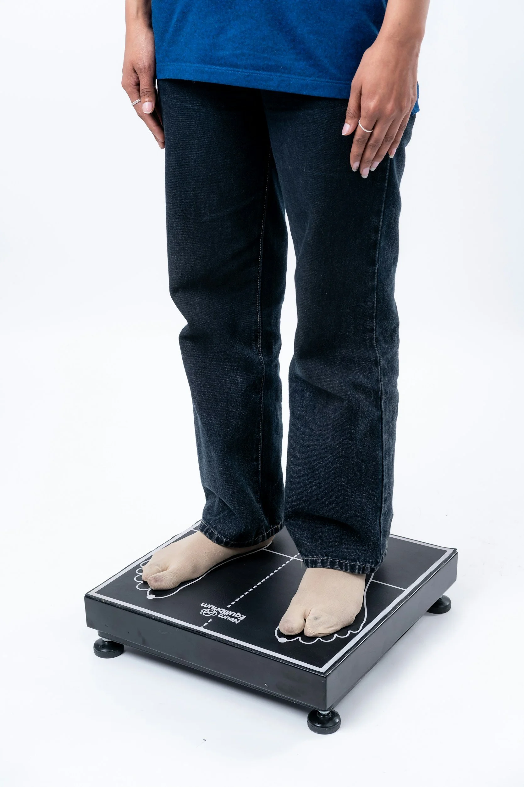 Vibration plate therapy for lower back and hip pain at Accent on Health 21502 best chiropractor near me 21502 Cumberland and LaVale Maryland