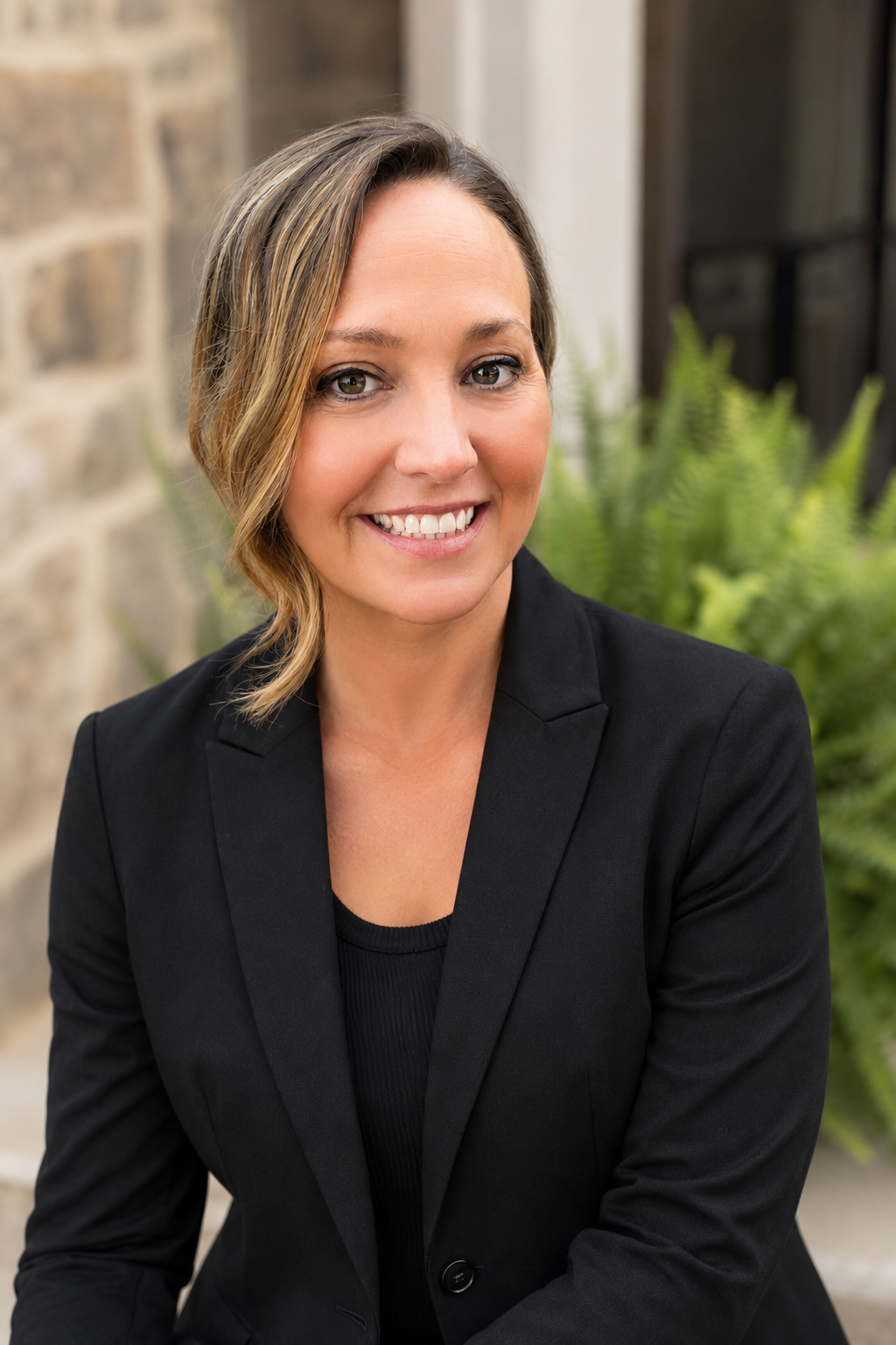 Dr. Theresa Astrea, DC, holistic chiropractor and functional medicine practitioner in La Vale, Maryland.