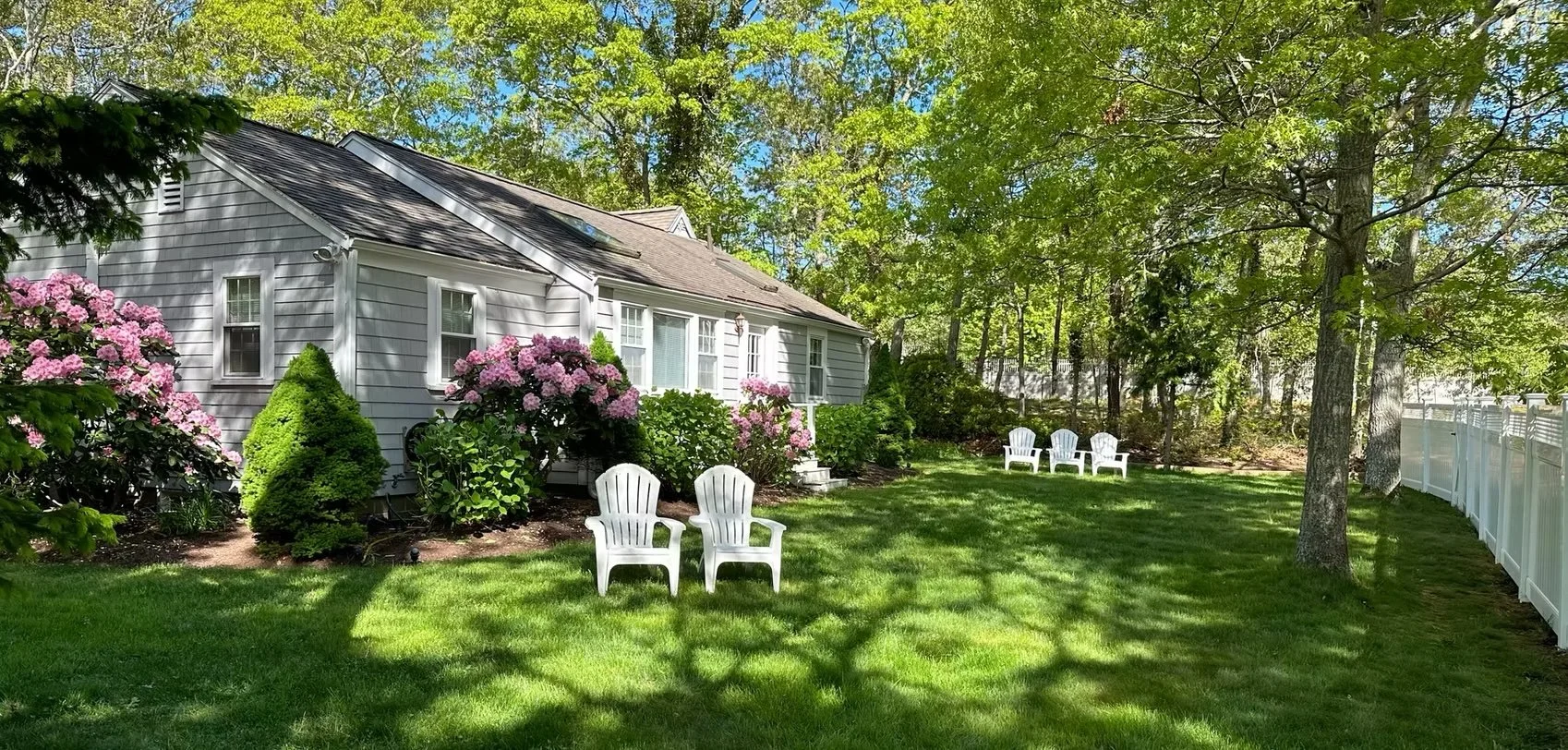 Front yard and entrance