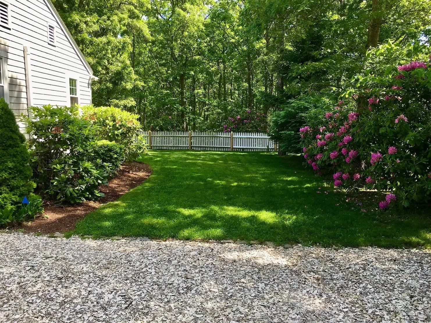 Side yard to back of house