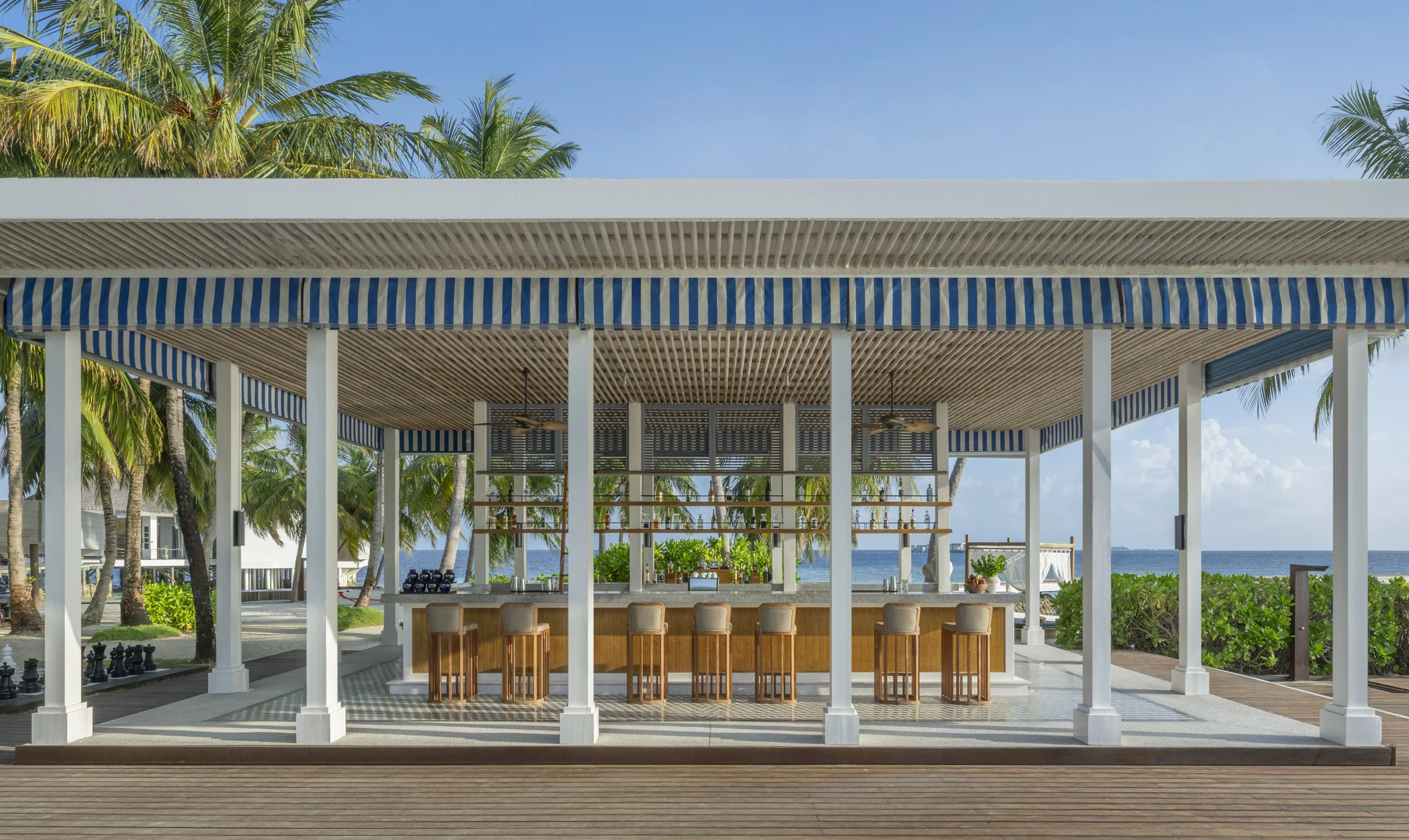 AC_MLEHP_The_Halcyon_Private_Isles_Maldives_Bell_Bar_01.jpg
