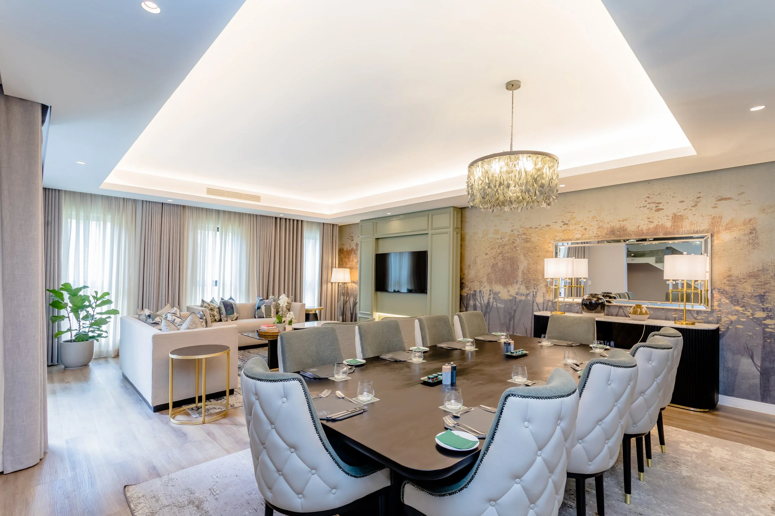 Presidential 4 bedroom apartment (4).jpg