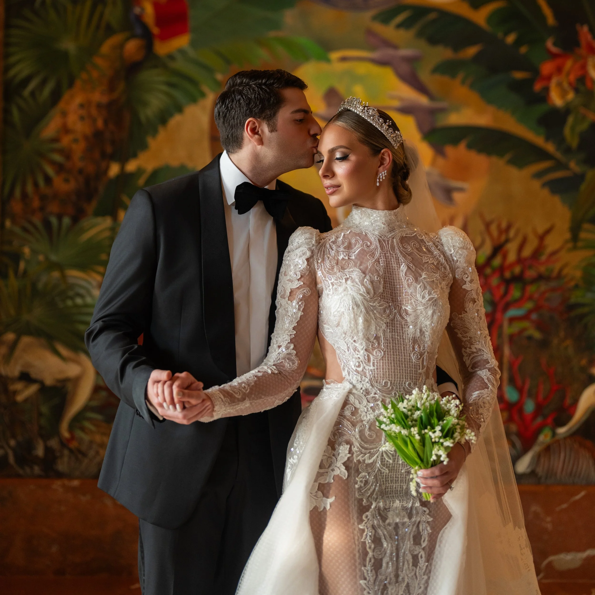 Some love stories are simply unforgettable. A moment of pure elegance, a lifetime of promises, and a beautiful beginning to forever! ARIEL | BENJAMIN ✨ BELLISIMO EVENTS @bellisimoeventsmiami