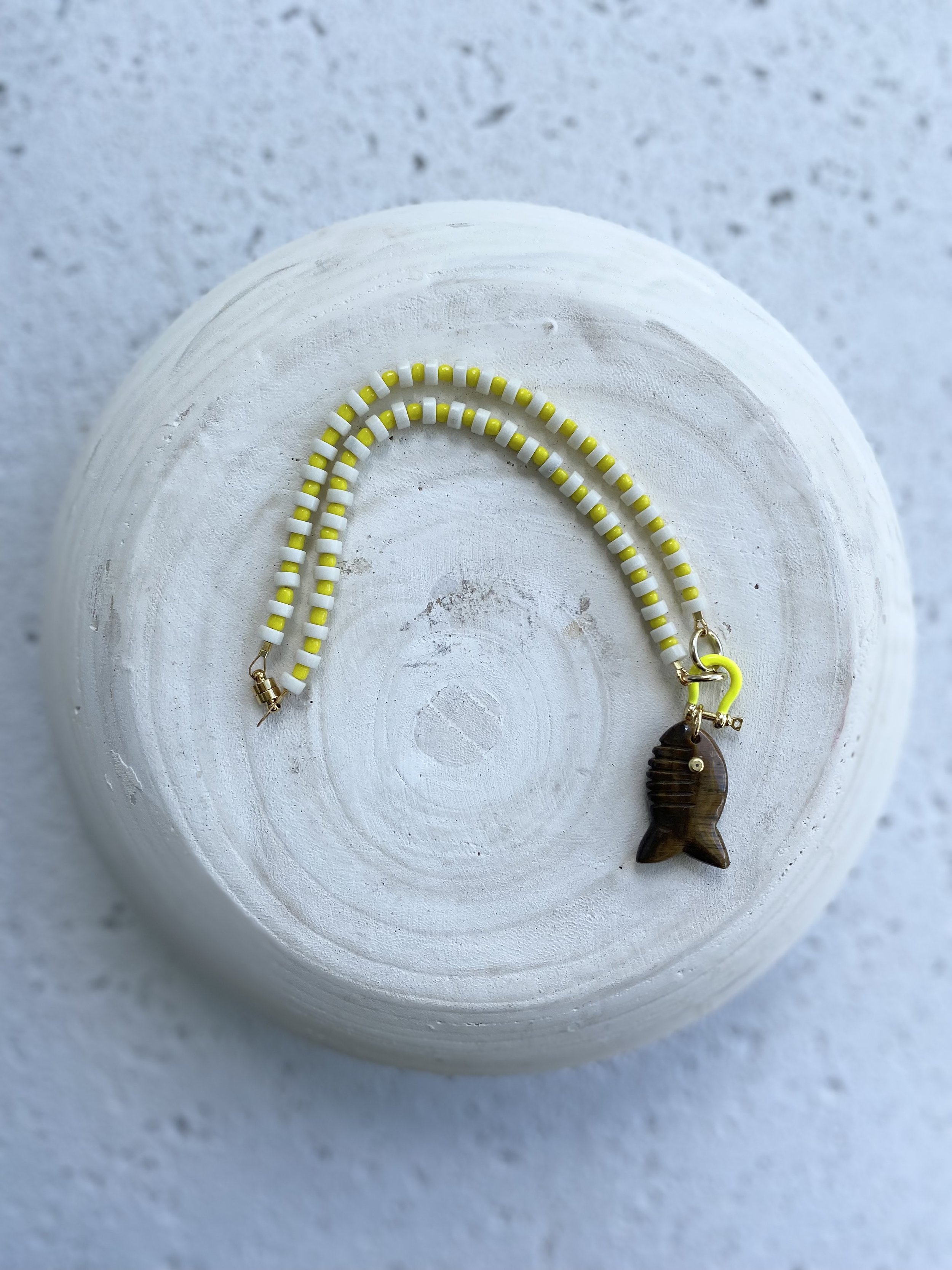 Golden Fin Necklace 16.5"
