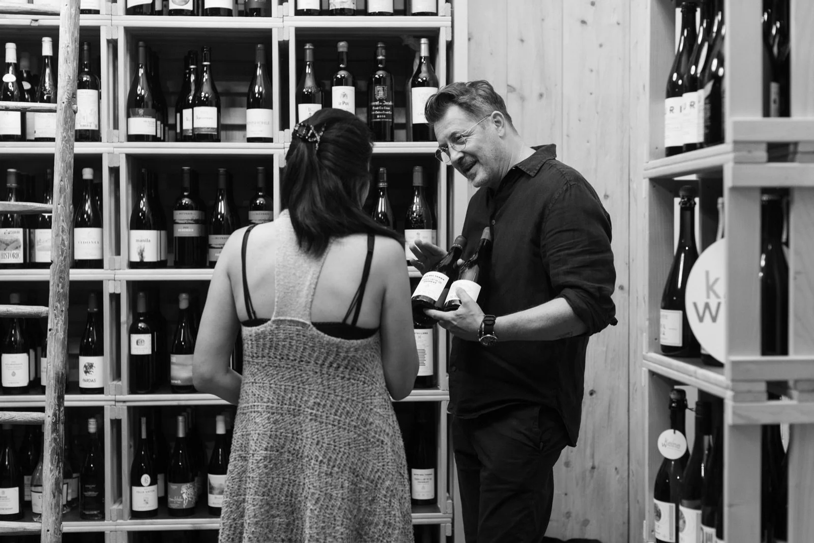 Some wines are made to be tasted.
The best ones give you something to talk about. 🍷

Discover the stories, people and places behind the bottles at chez Smith Andermatt.

#chezSmith #Andermatt #AndermattSwissAlps #Winebar