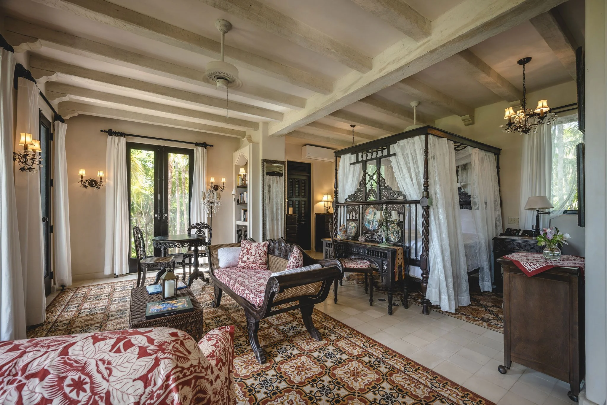 Bedrooms-Guest-Suites-3.3-2-2048x1365.jpg