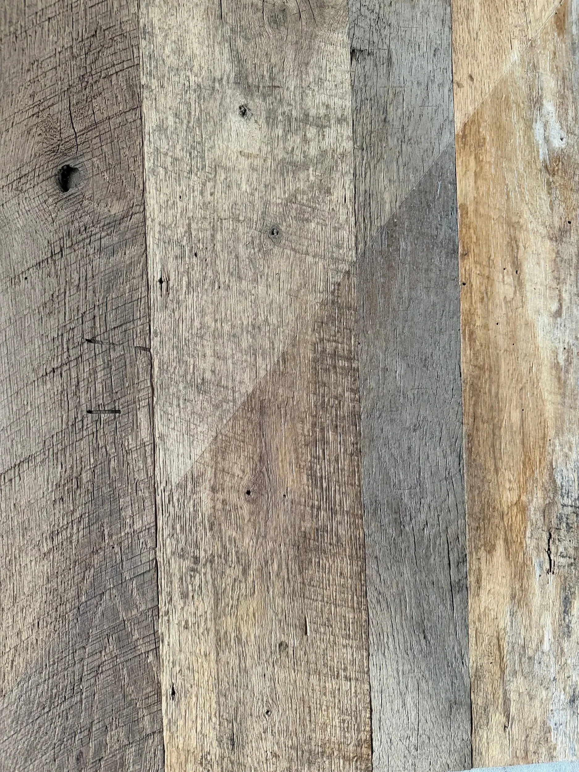 Antique American Oak
Original Face