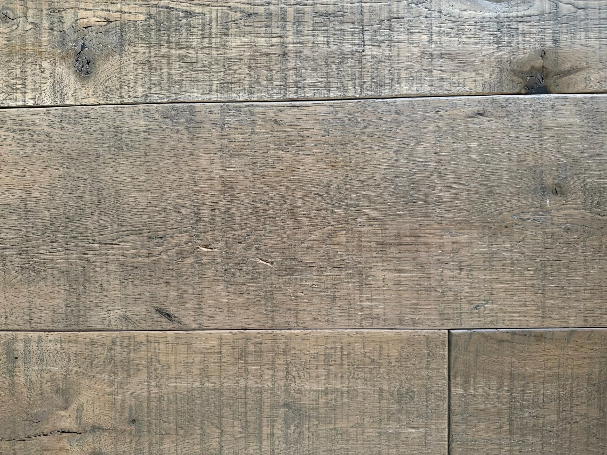Shrunk Face White Oak Hand Sanded Light/Gray