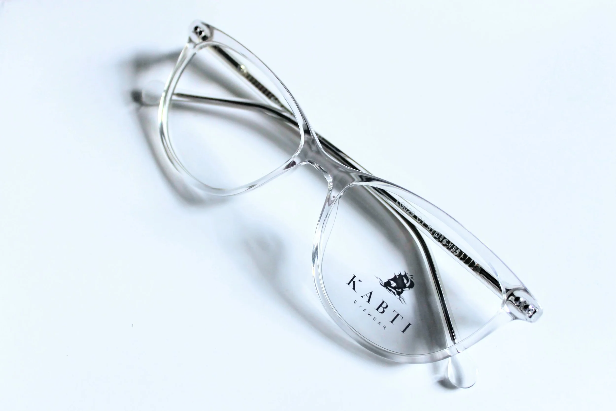 Clear cat eye