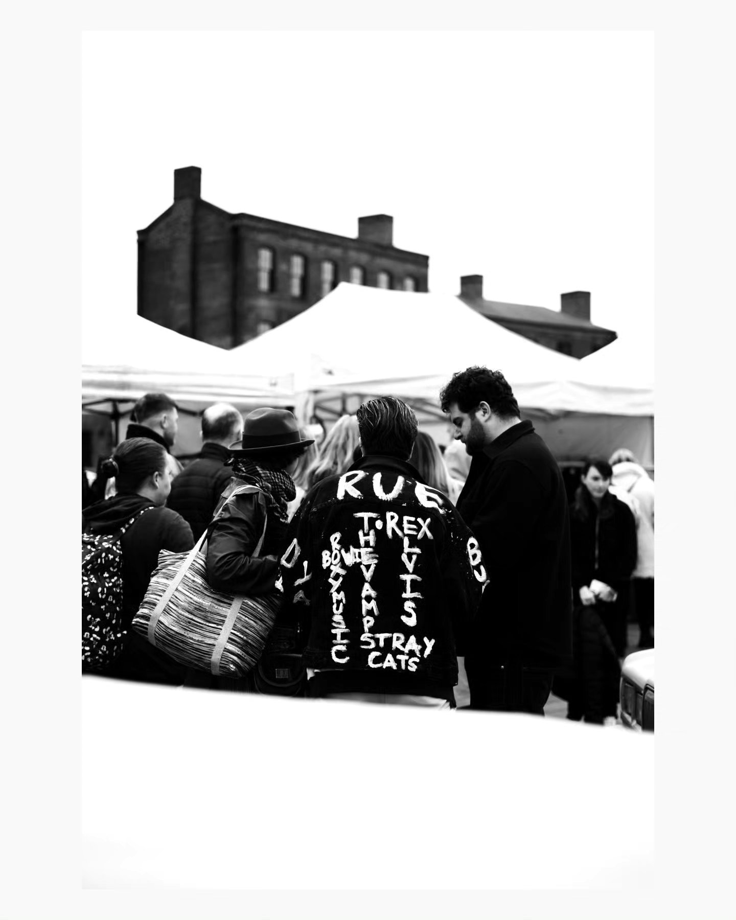 Last few photos from the vintage carboot sale, Wales coming next.

&bull;
&bull;
&bull;
&bull;
&bull;

#fuji33mmf14 #fujixt5 #fujifeed #fujiframez #fujifilm_global #fujixseries #bnwstreet #bnwlife #bnwframing #bnwminimalismmag #bnwzone #monochrome #f