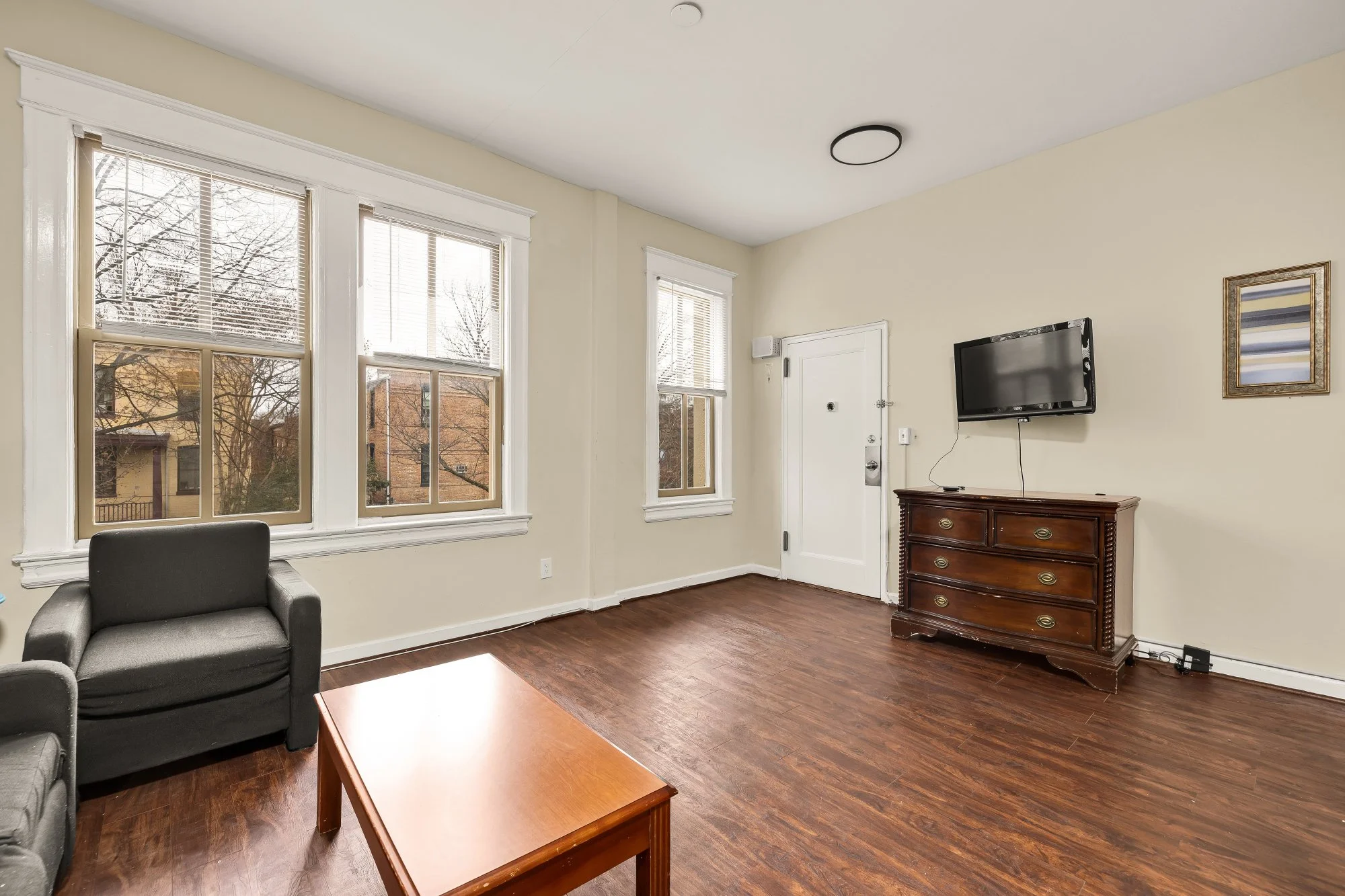 500 9th St SE 4-0003.jpg