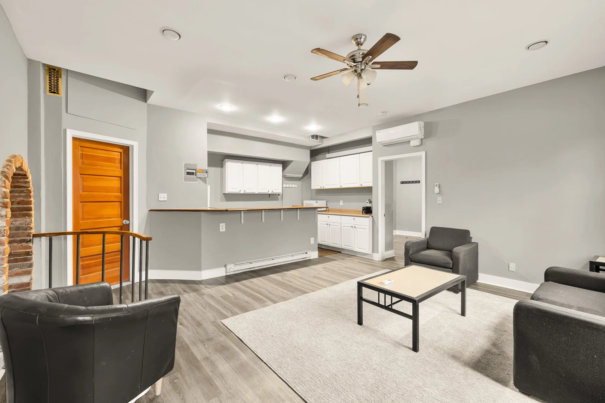 500 9th St SE 2-0001.jpg