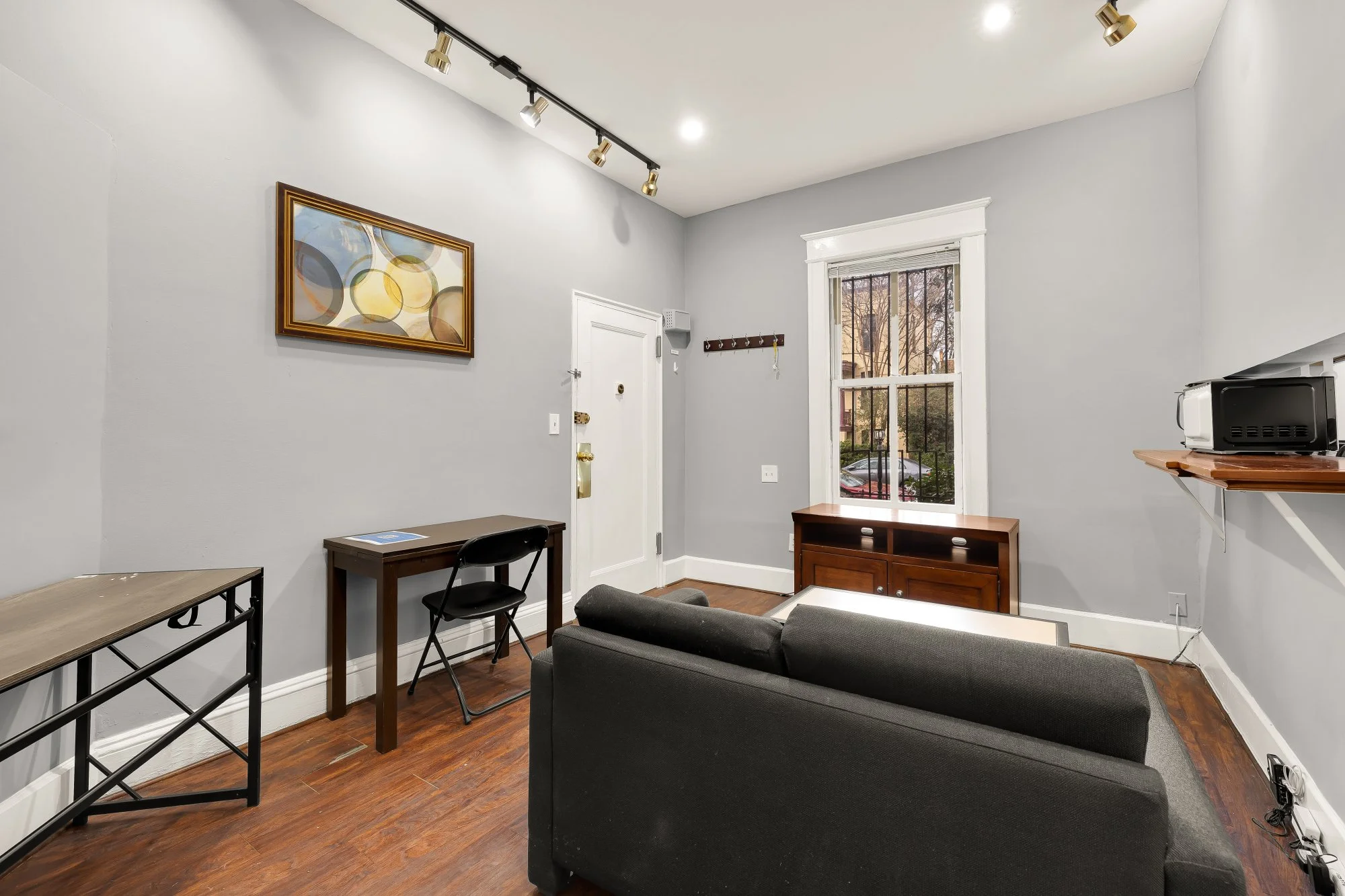 500 9th St SE 1-0003.jpg