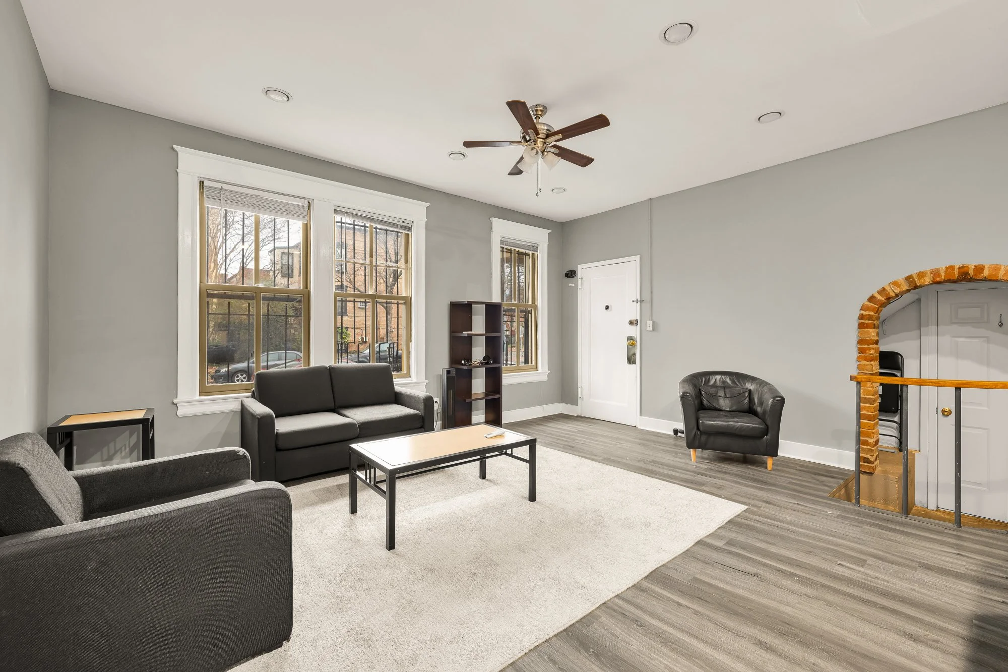500 9th St SE 2-0003.jpg