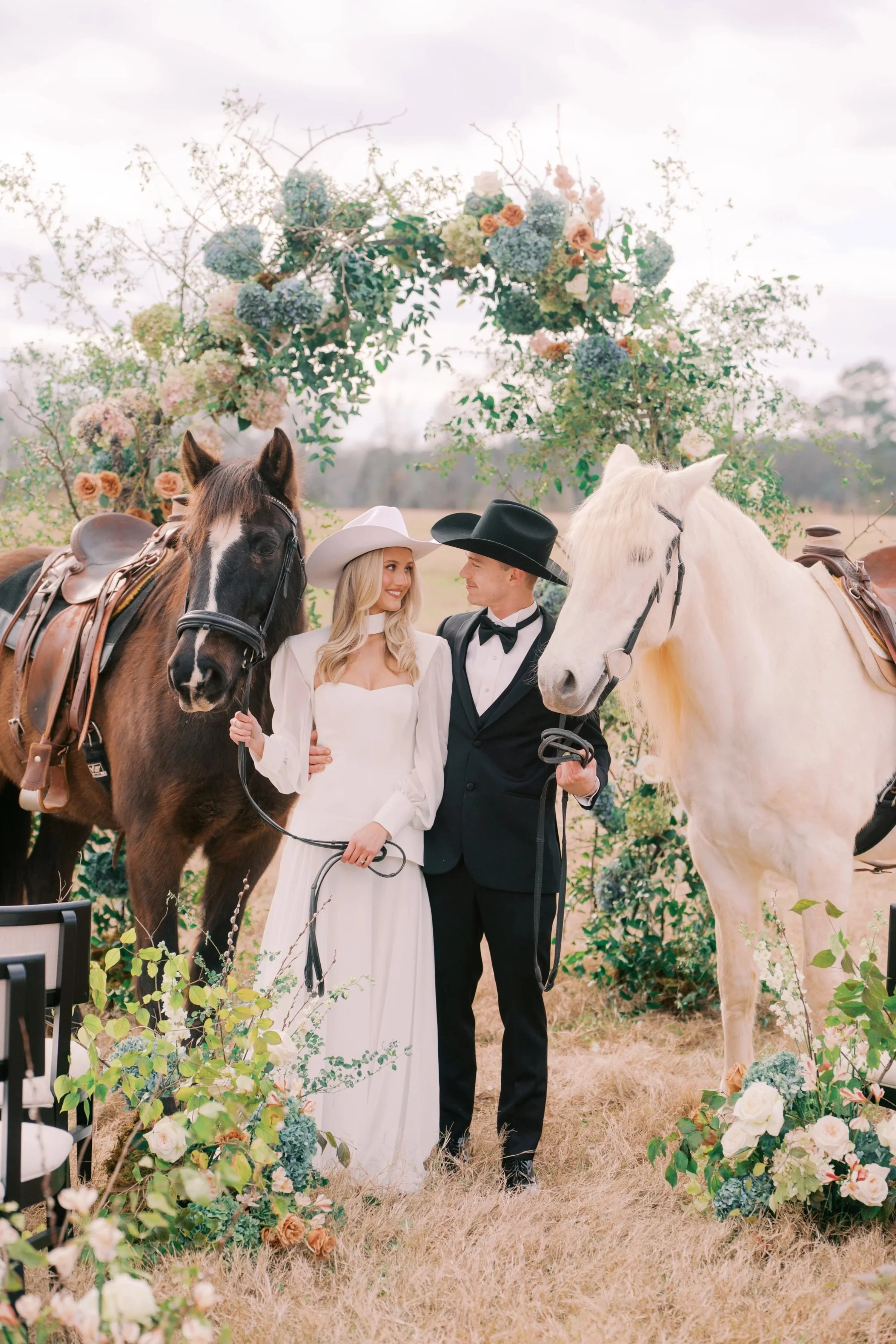 LOEC-Editorial-Bride%26Groom-131+%281%29.jpg