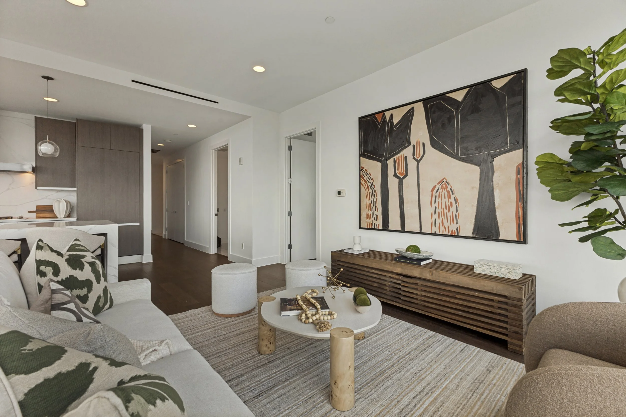 3130-n-harwood-st-apt-1401-dallas-tx-75201-High-Res-3.jpg
