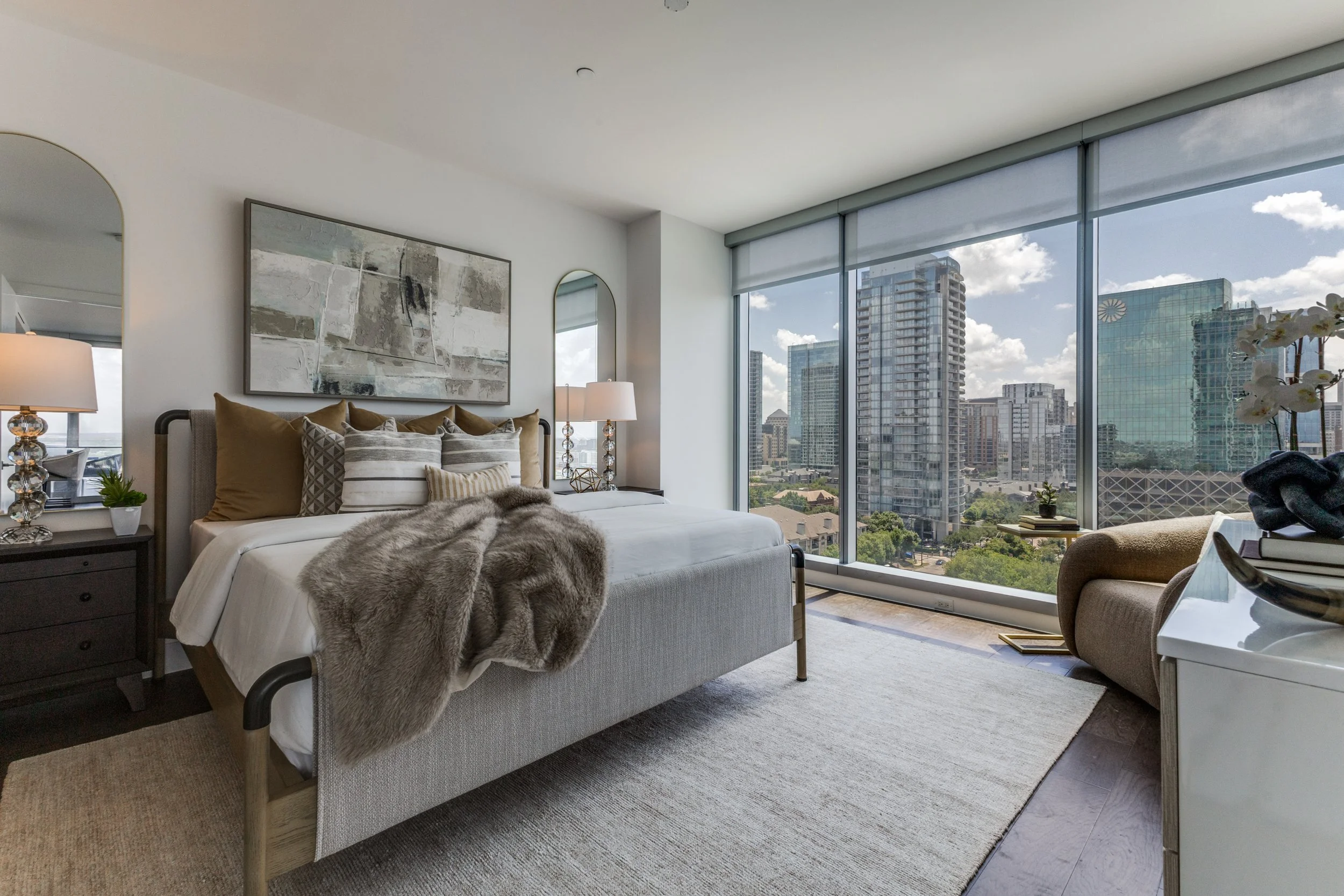 3130-n-harwood-st-apt-1401-dallas-tx-75201-High-Res-19.jpg