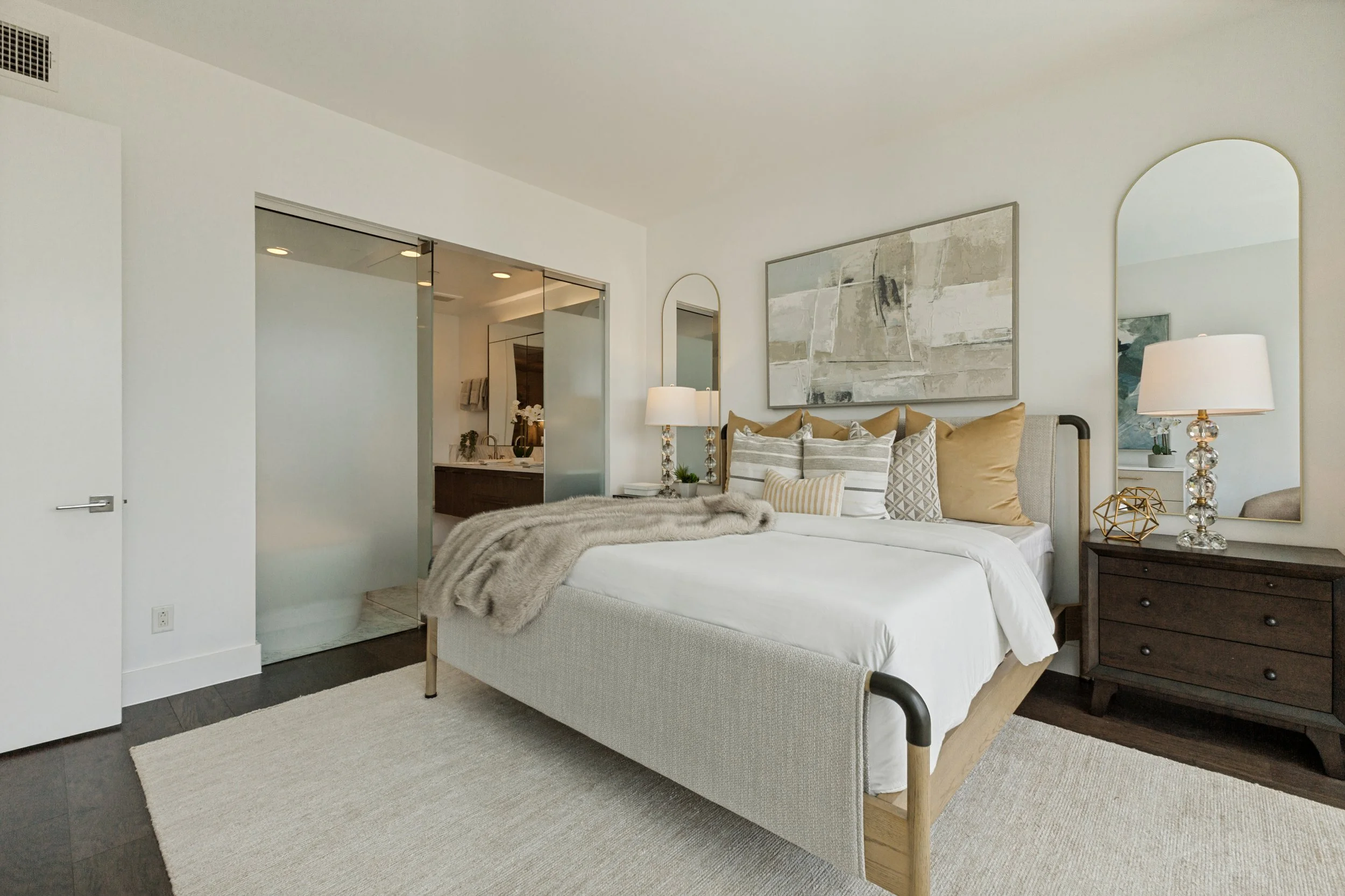 3130-n-harwood-st-apt-1401-dallas-tx-75201-High-Res-20.jpg