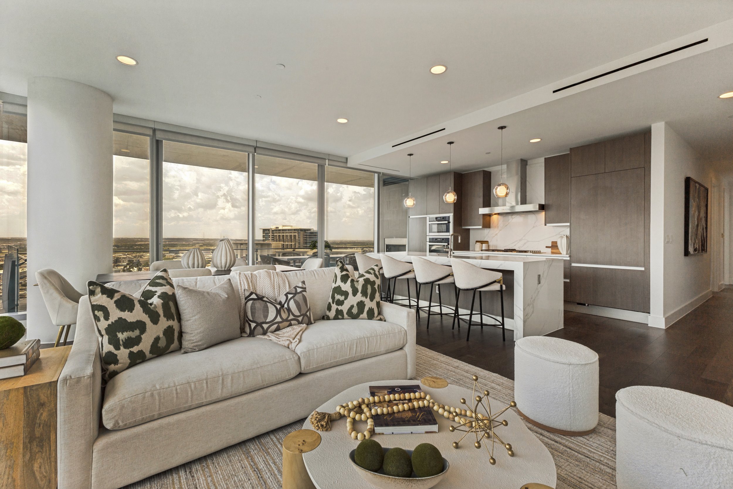 3130-n-harwood-st-apt-1401-dallas-tx-75201-High-Res-6.jpg