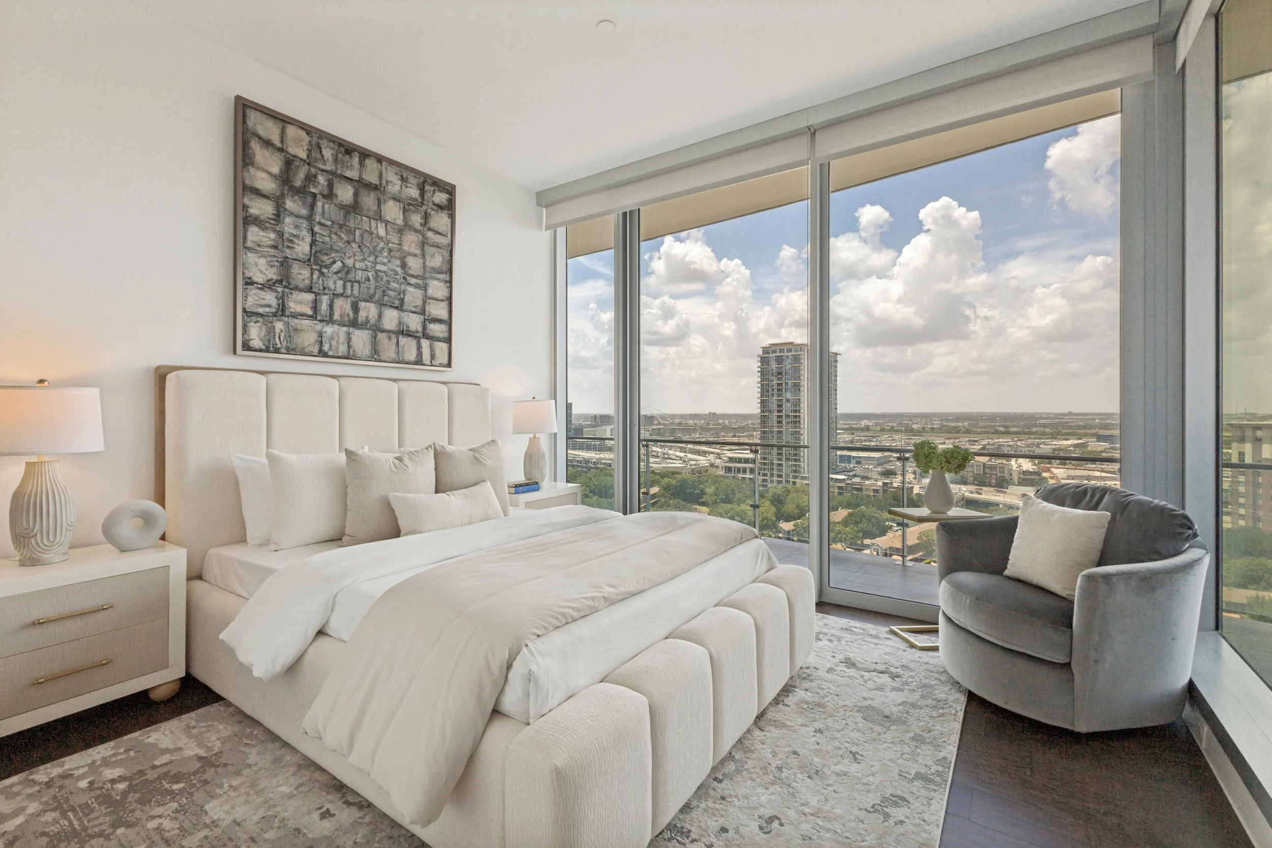 3130-n-harwood-st-apt-1401-dallas-tx-75201-High-Res-29.jpg
