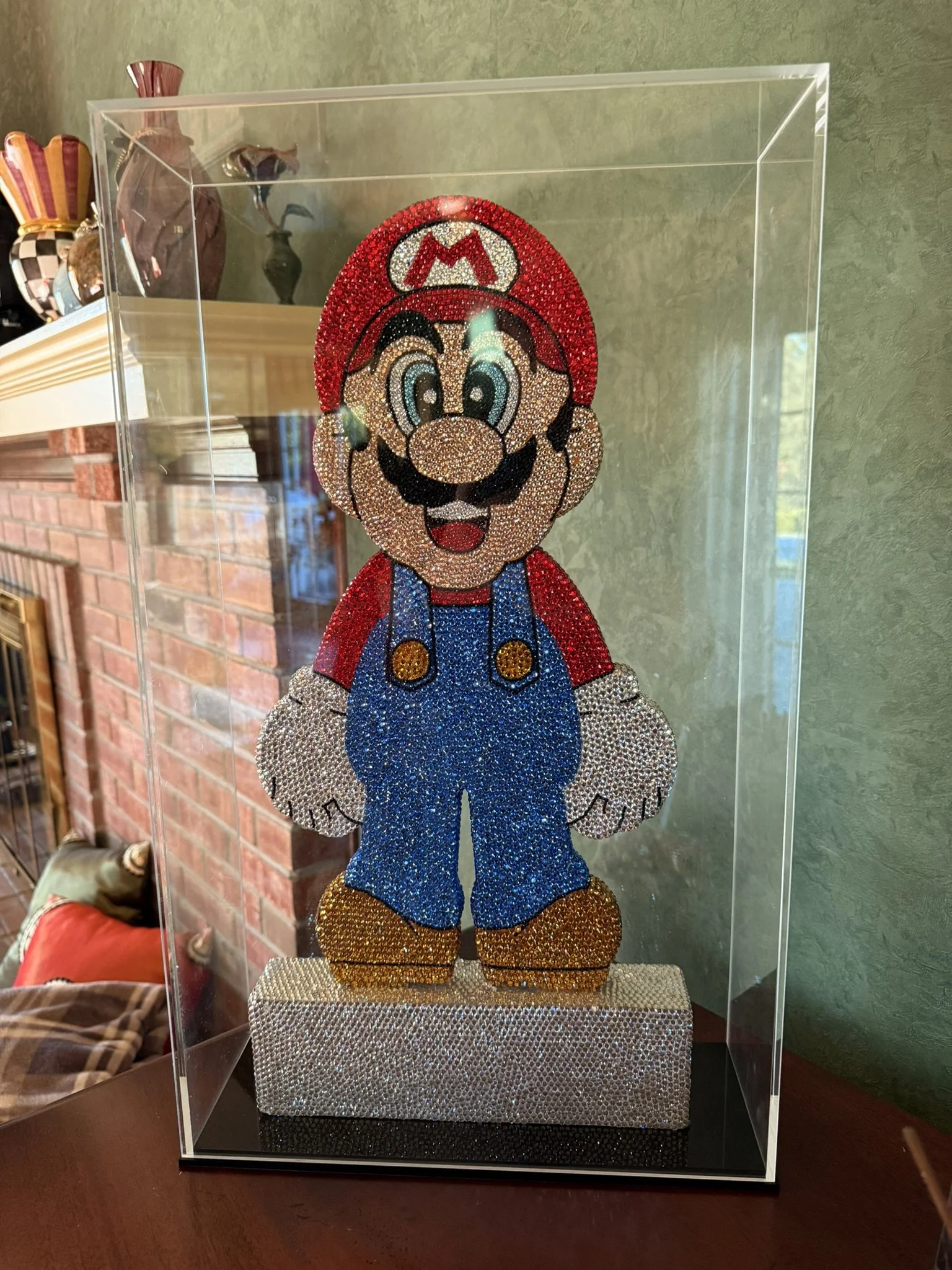 Rhinestone Super Mario Luxury Statue