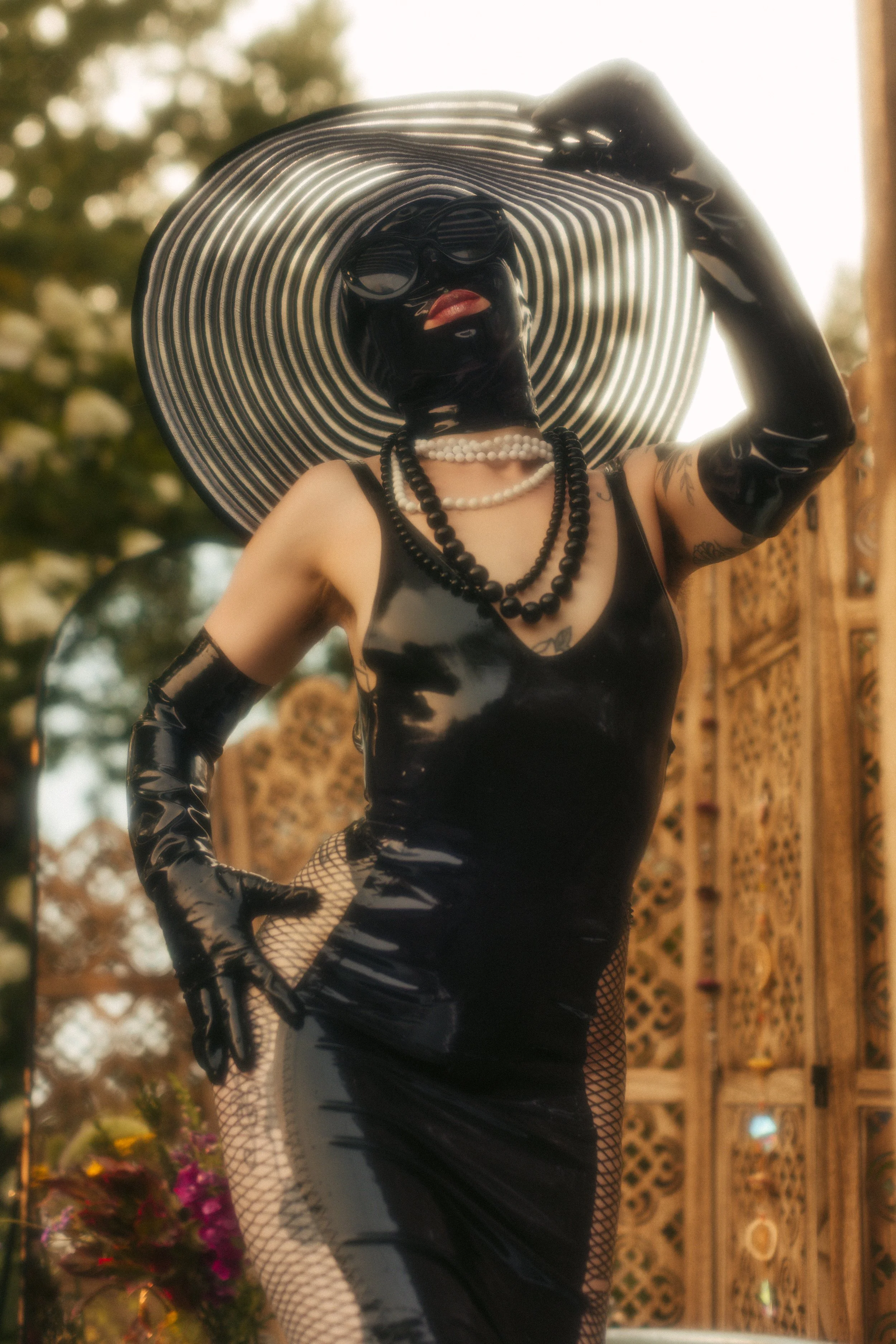 081126-latex-milkbath-10.jpg