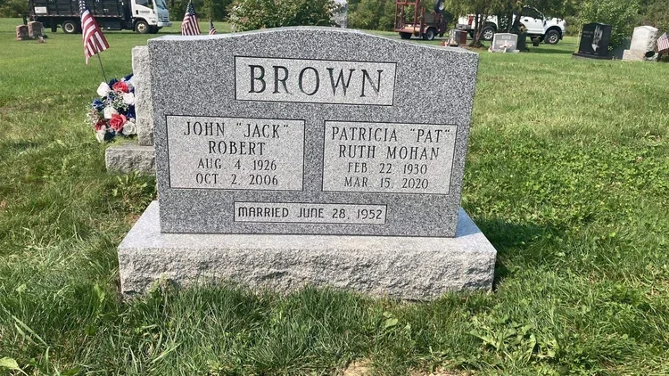 BROWN.webp