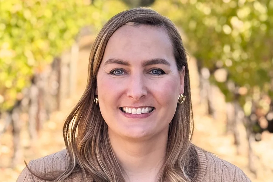 Headshot of Amanda Carter 