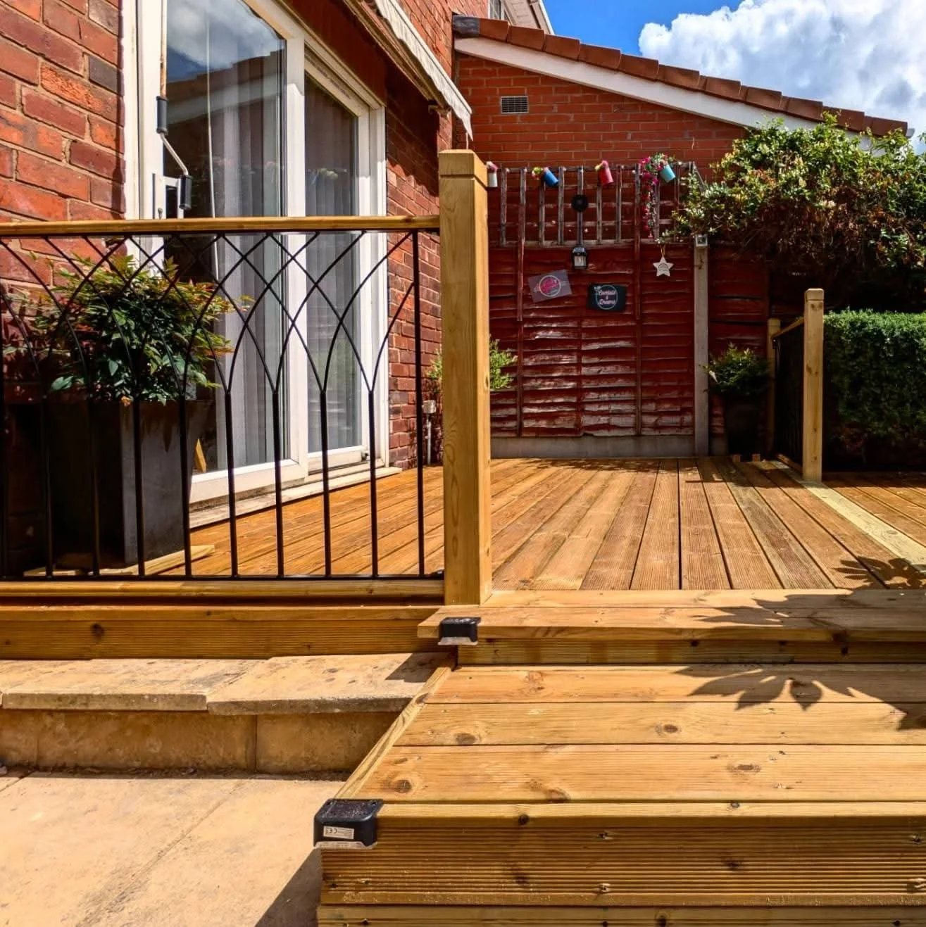 Decking project: 41sqm deck