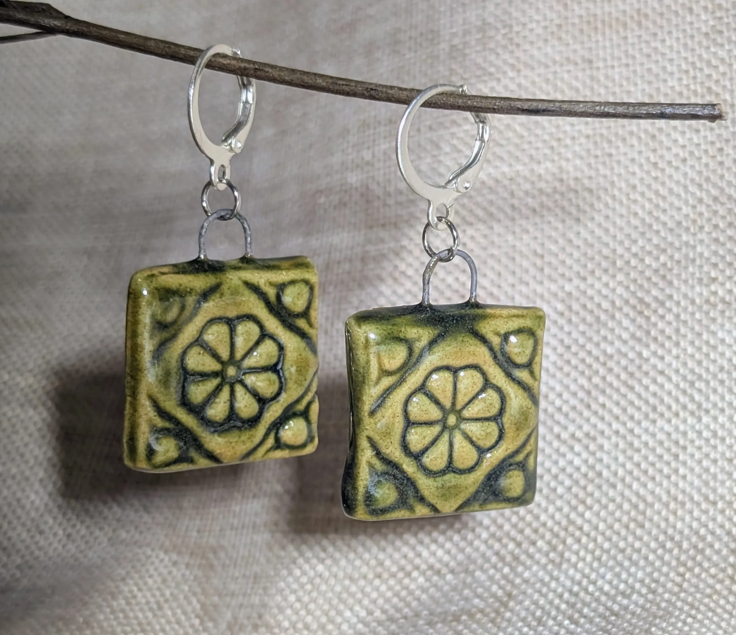 Boucles d'oreilles carrées