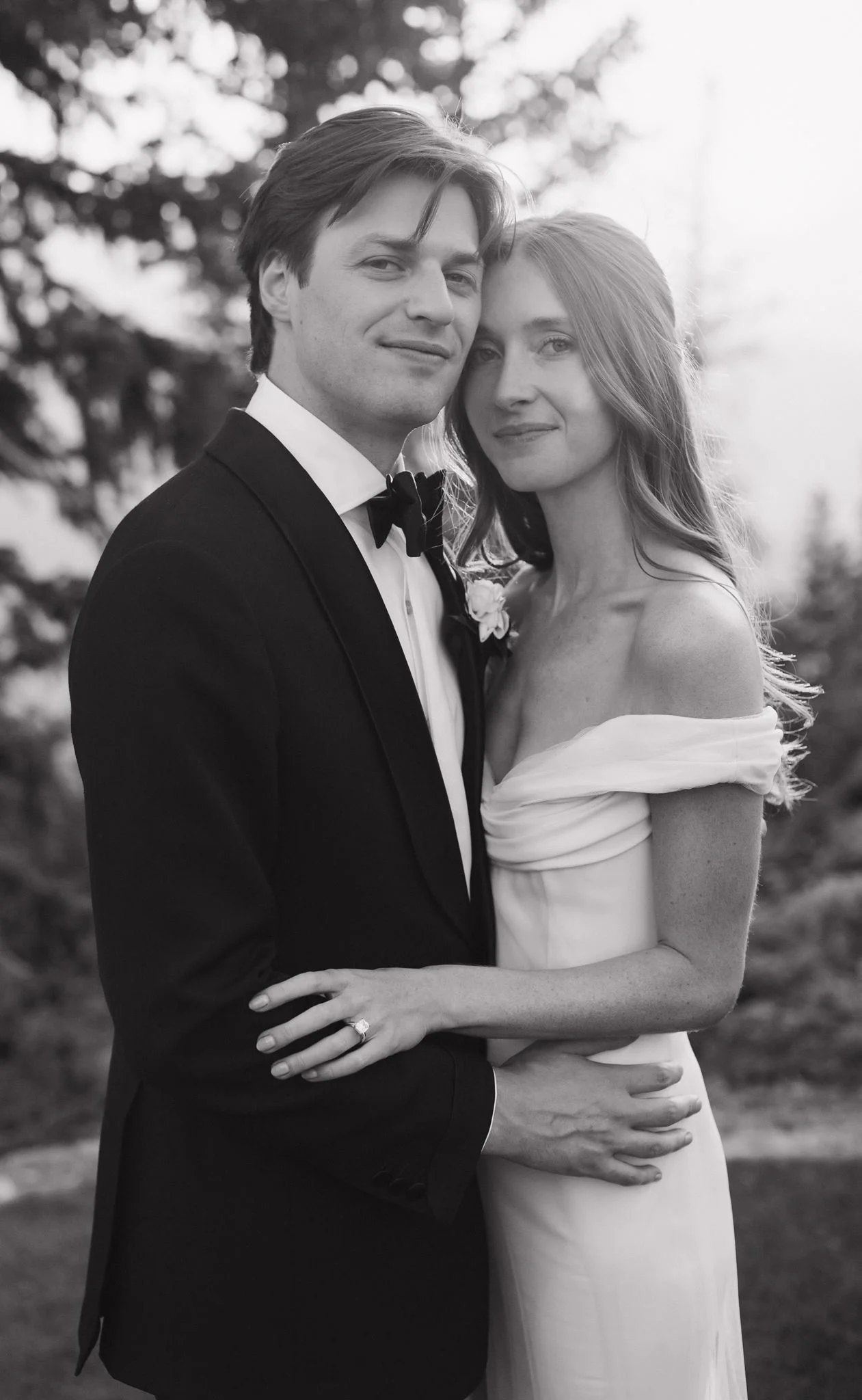 International luxury wedding photography duo based in Colorado & London.