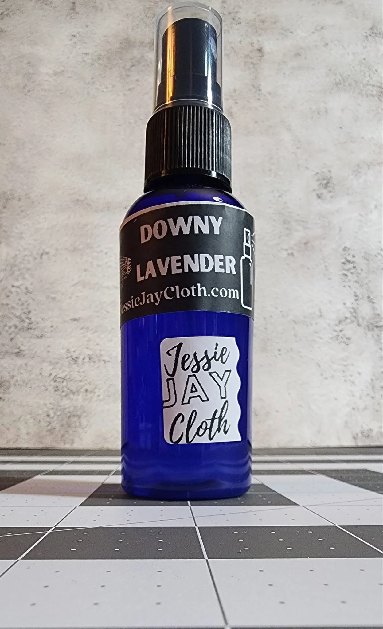 Downy Lavender Vanilla | 2 oz Room & Car Spray